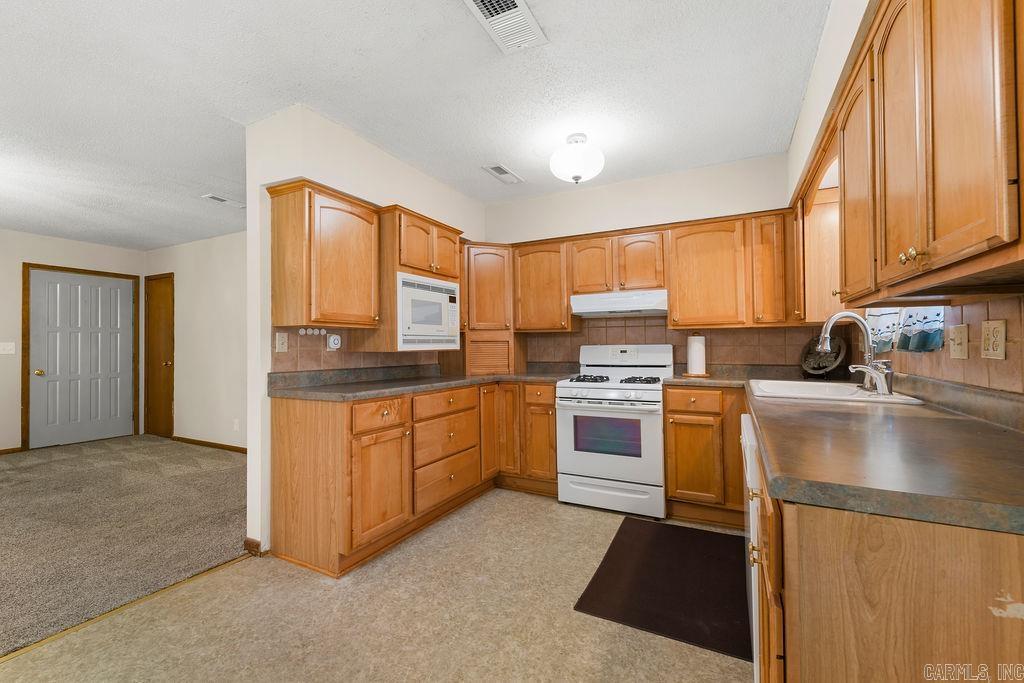 191  Cedar Crest Dr  Clinton, AR