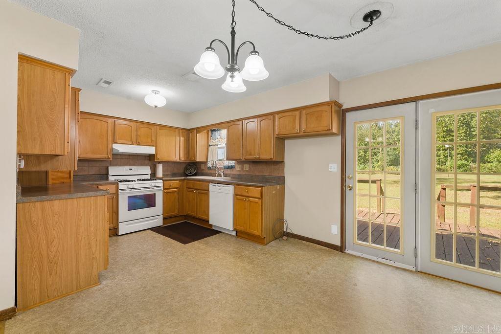 191  Cedar Crest Dr  Clinton, AR