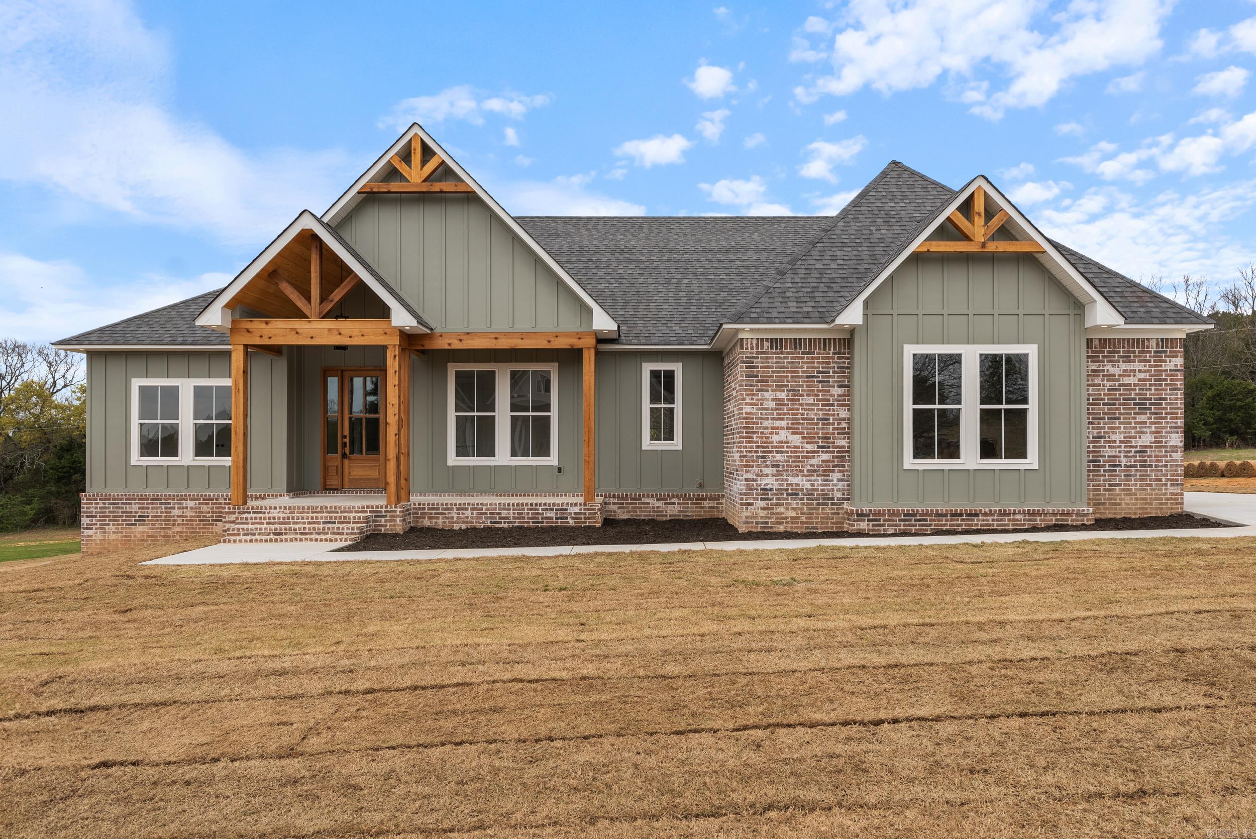 7  Avrey Lane  Greenbrier, AR