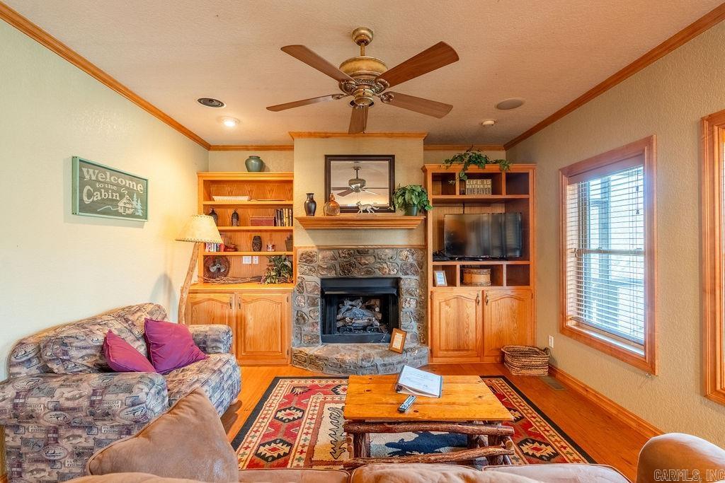 22  Lobo  Heber Springs, AR