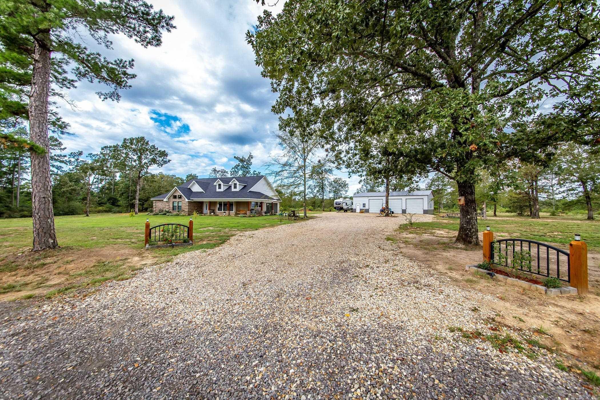 2142  MC17  Fouke, AR