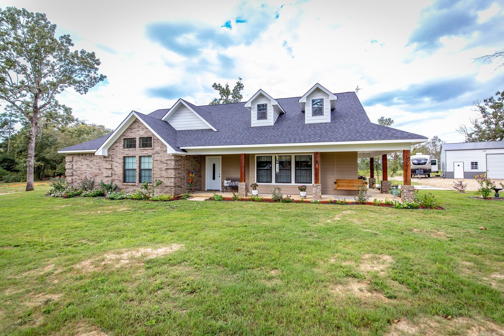 2142  MC17  Fouke, AR