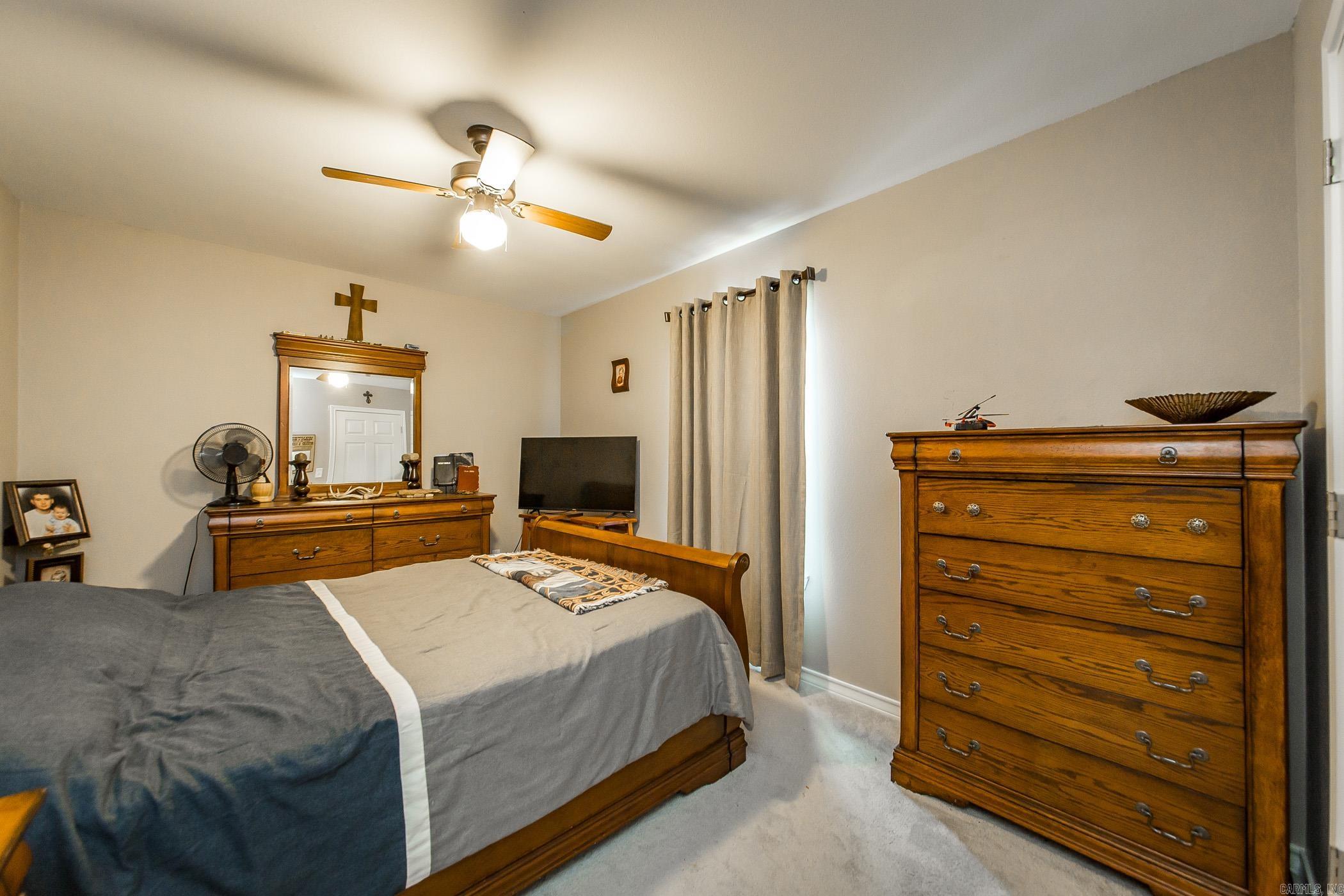 2142  MC17  Fouke, AR