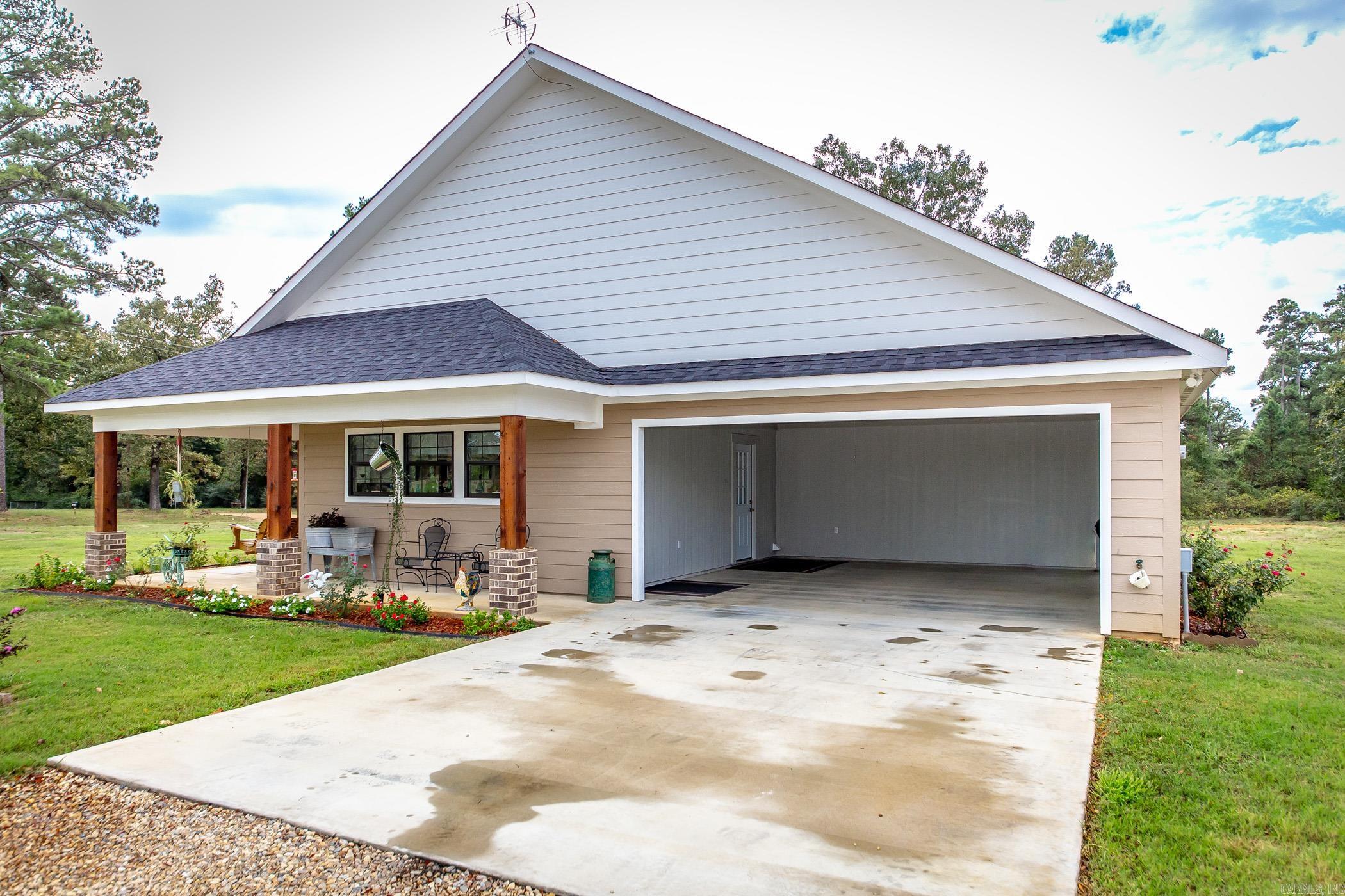 2142  MC17  Fouke, AR