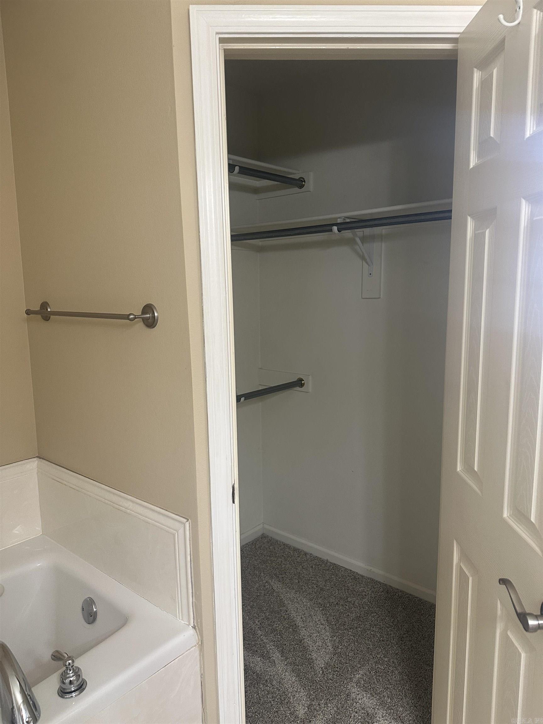 22  Lakeside  Ward, AR