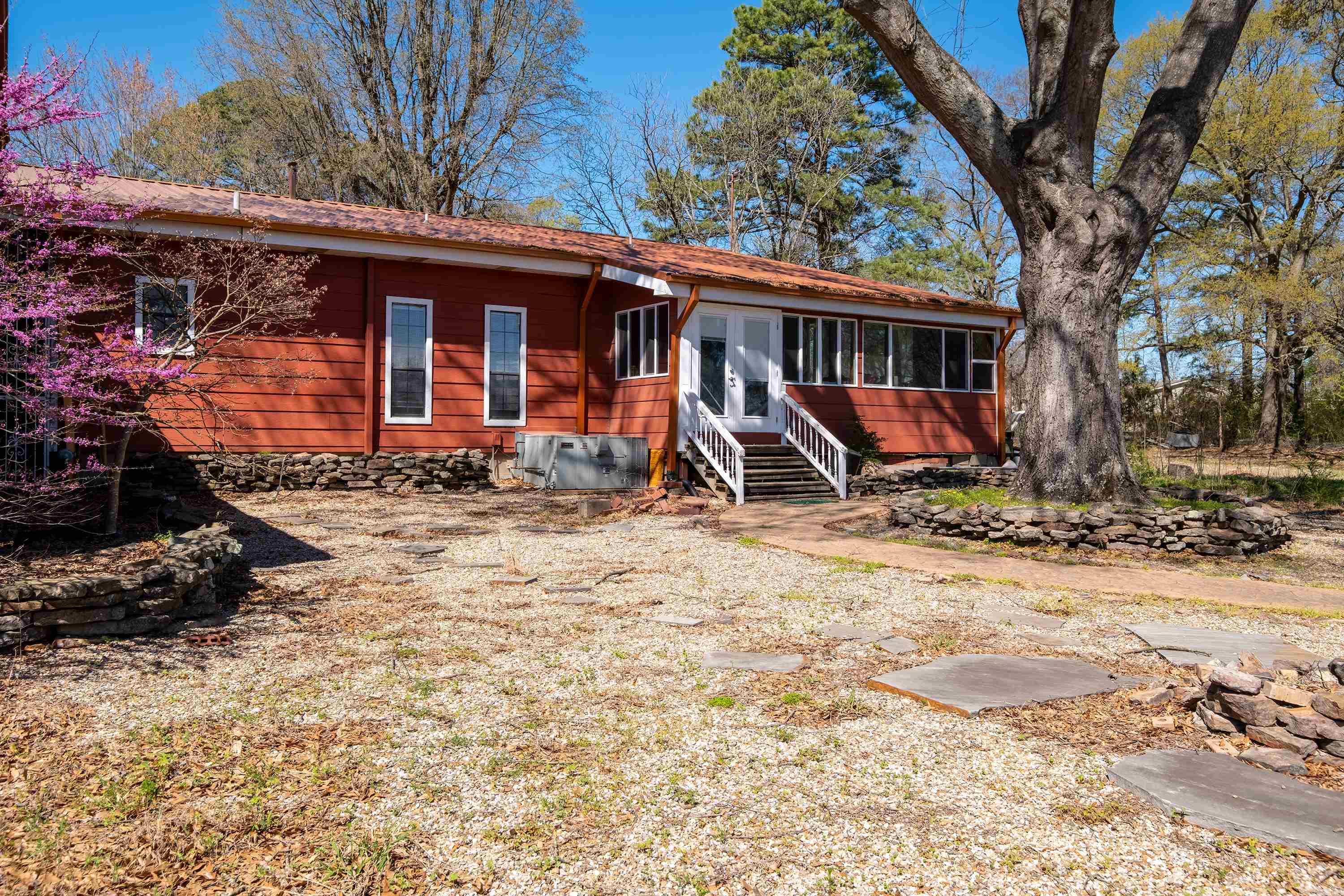 2210  Brandon  Bryant, AR