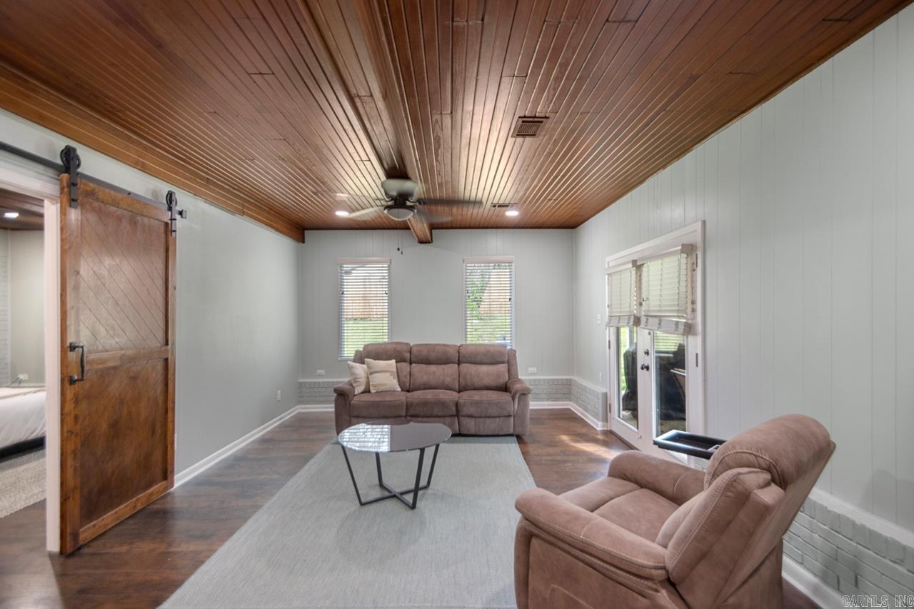 805  Ouachita  Little Rock, AR