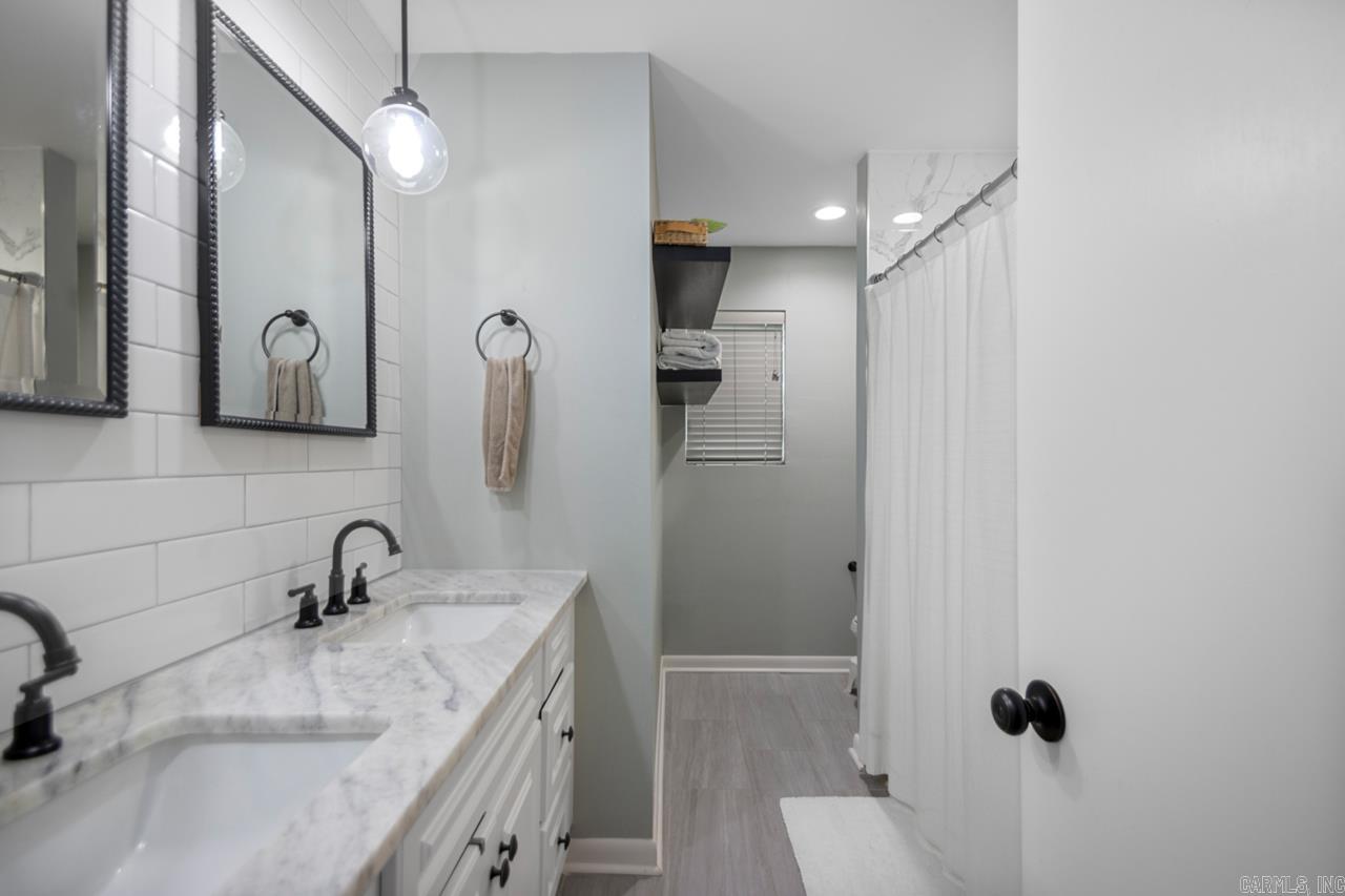 805  Ouachita  Little Rock, AR