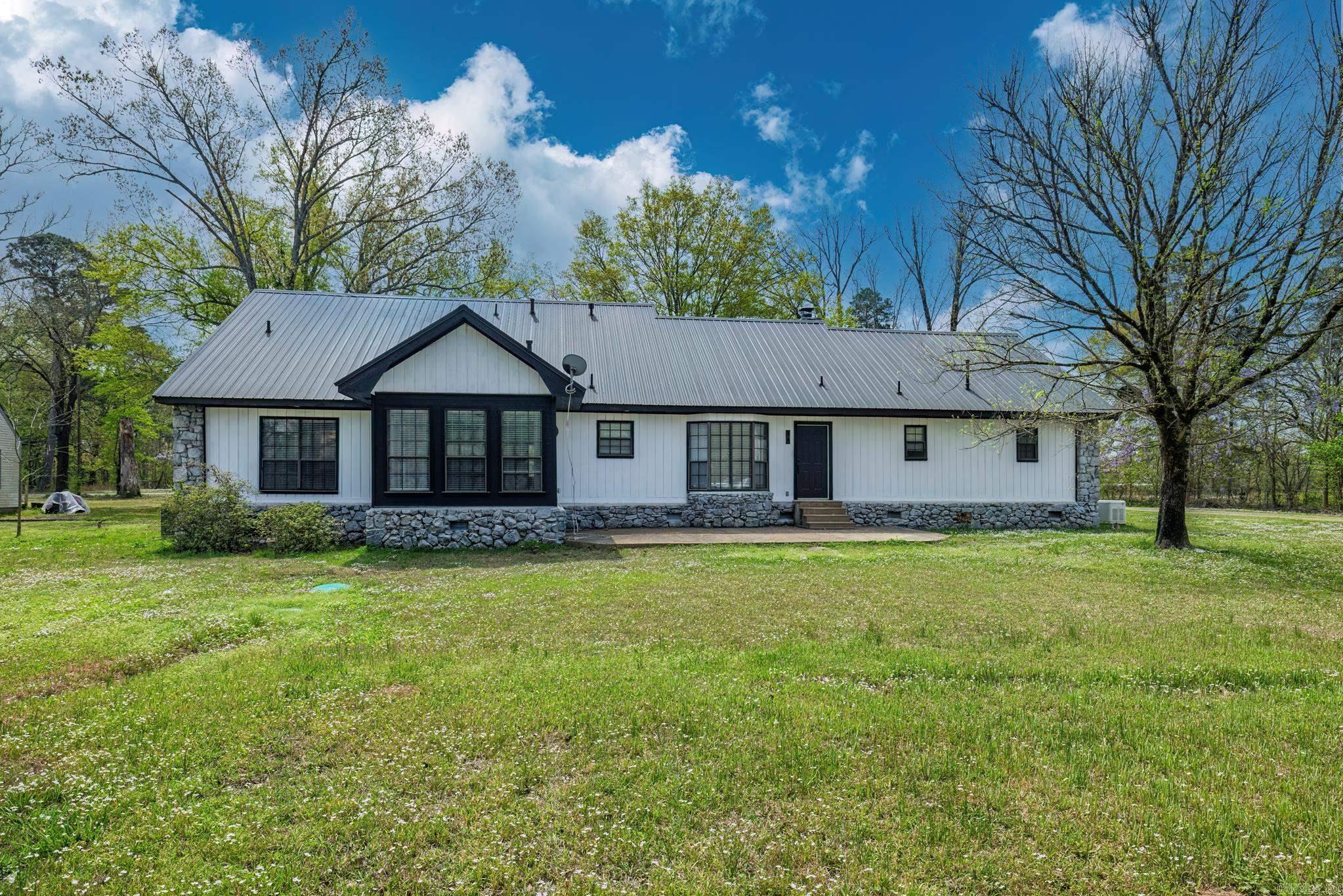 248  Curtis  Gurdon, AR