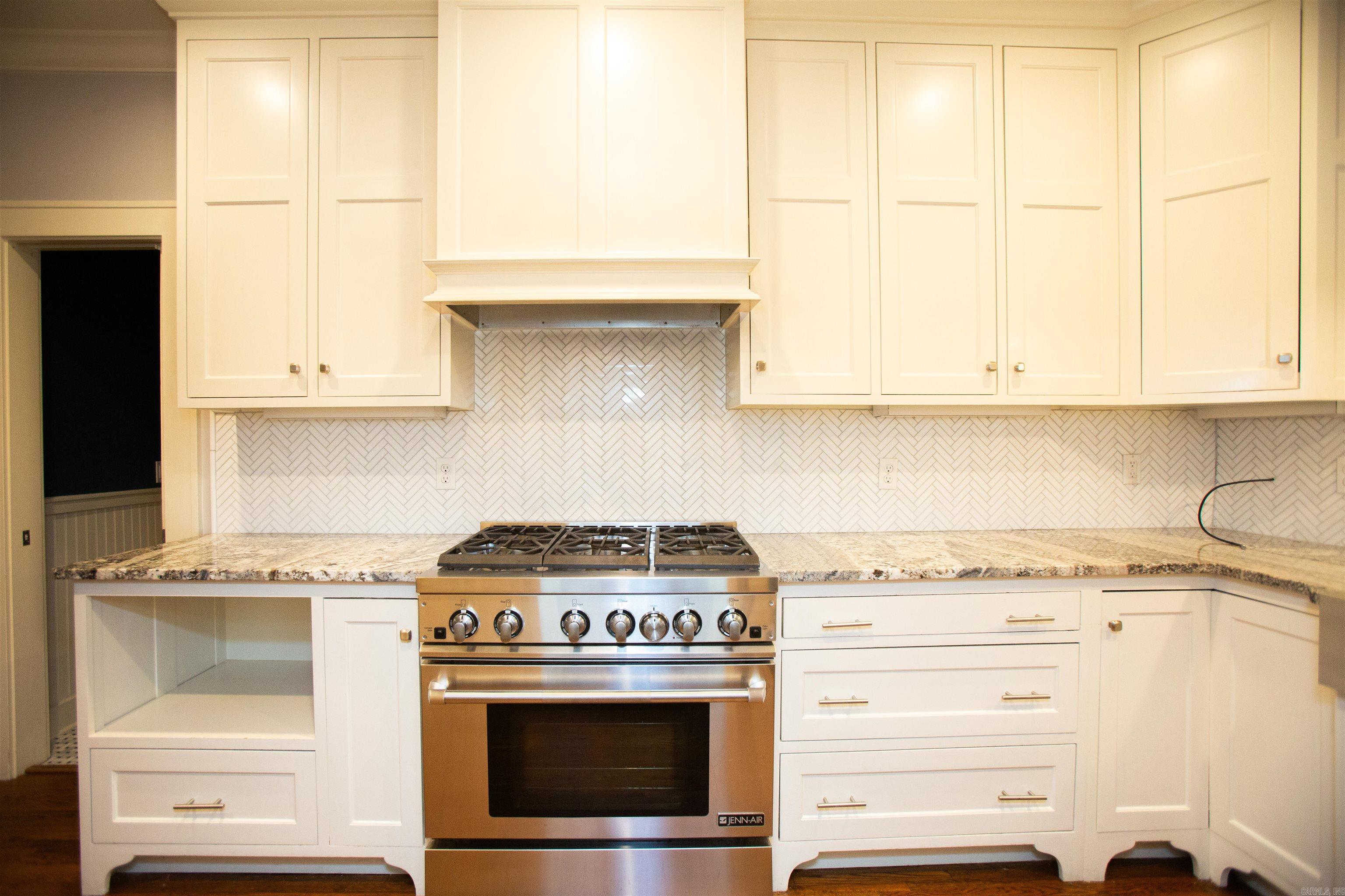315 Crystal Court Little Rock, AR 72205