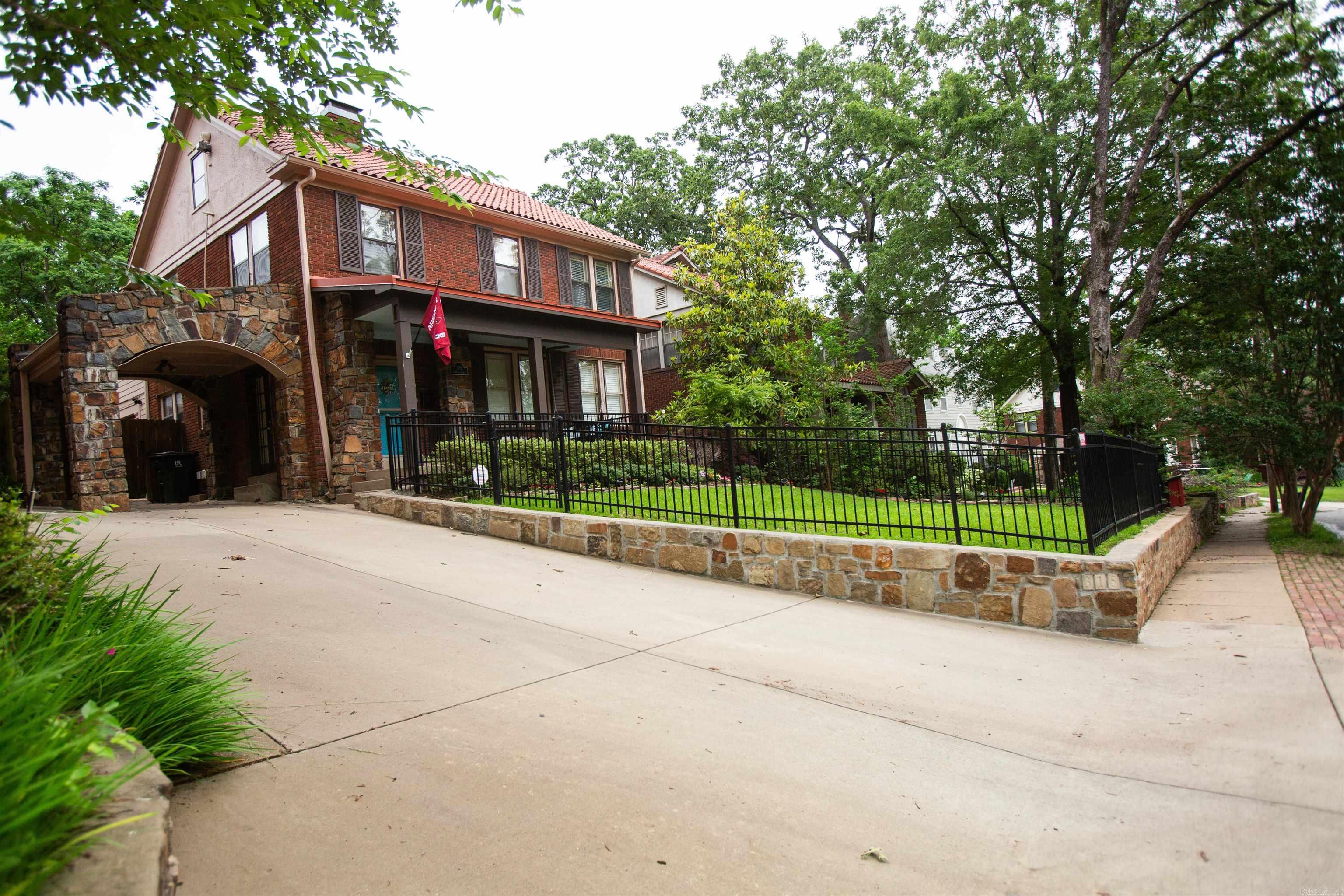 315 Crystal Court Little Rock, AR 72205