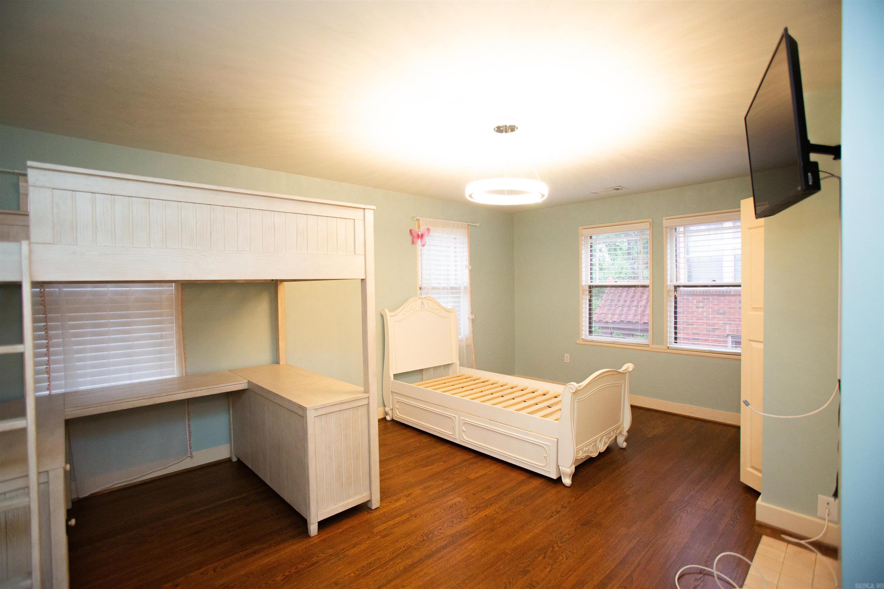315 Crystal Court Little Rock, AR 72205