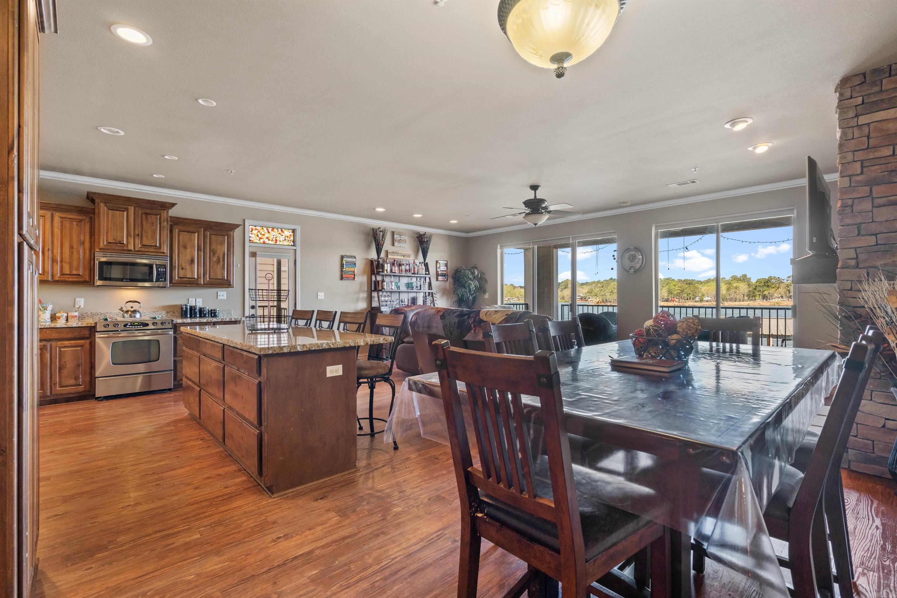 244  Bayou  Hot Springs, AR