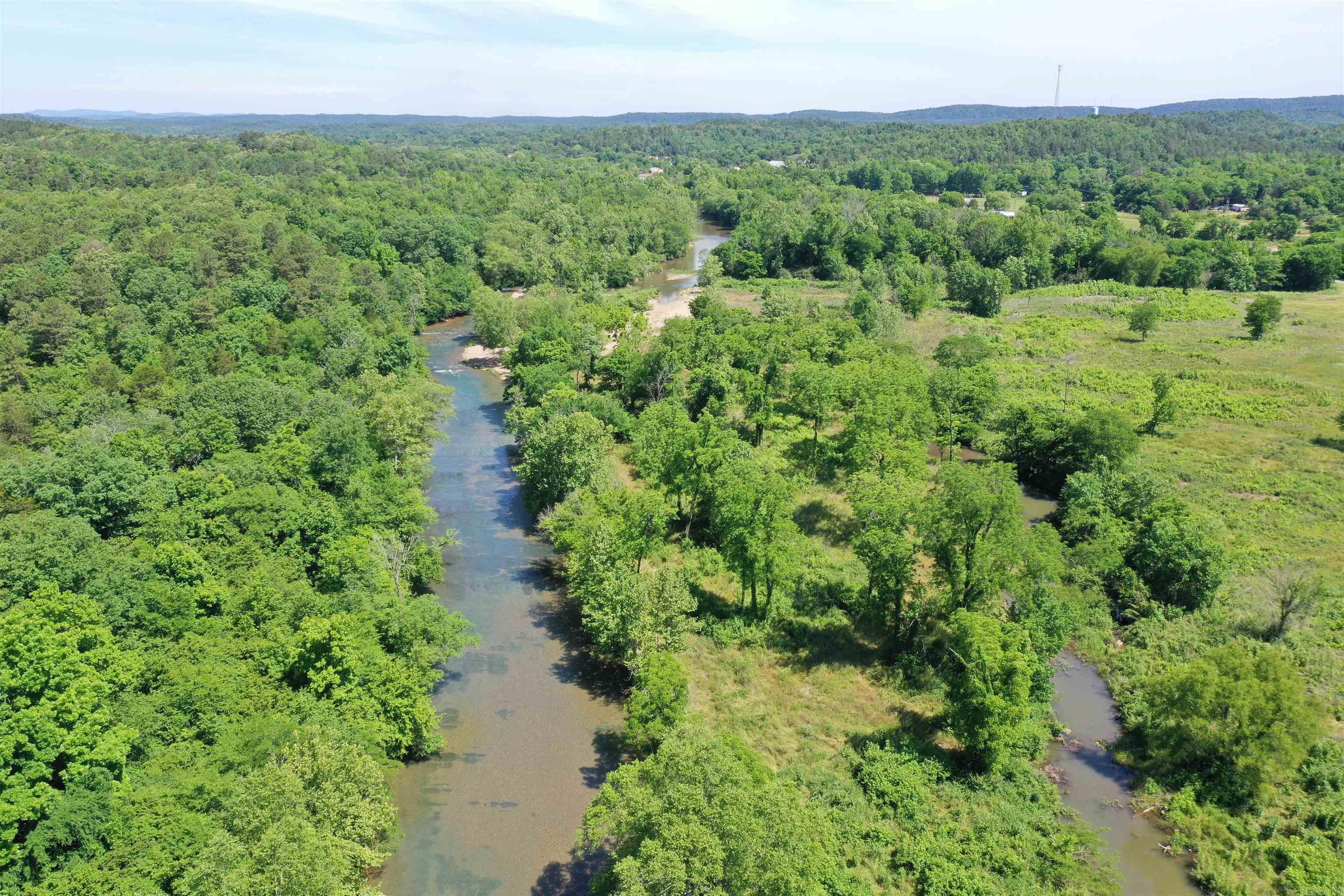 423  Village  Norman, AR