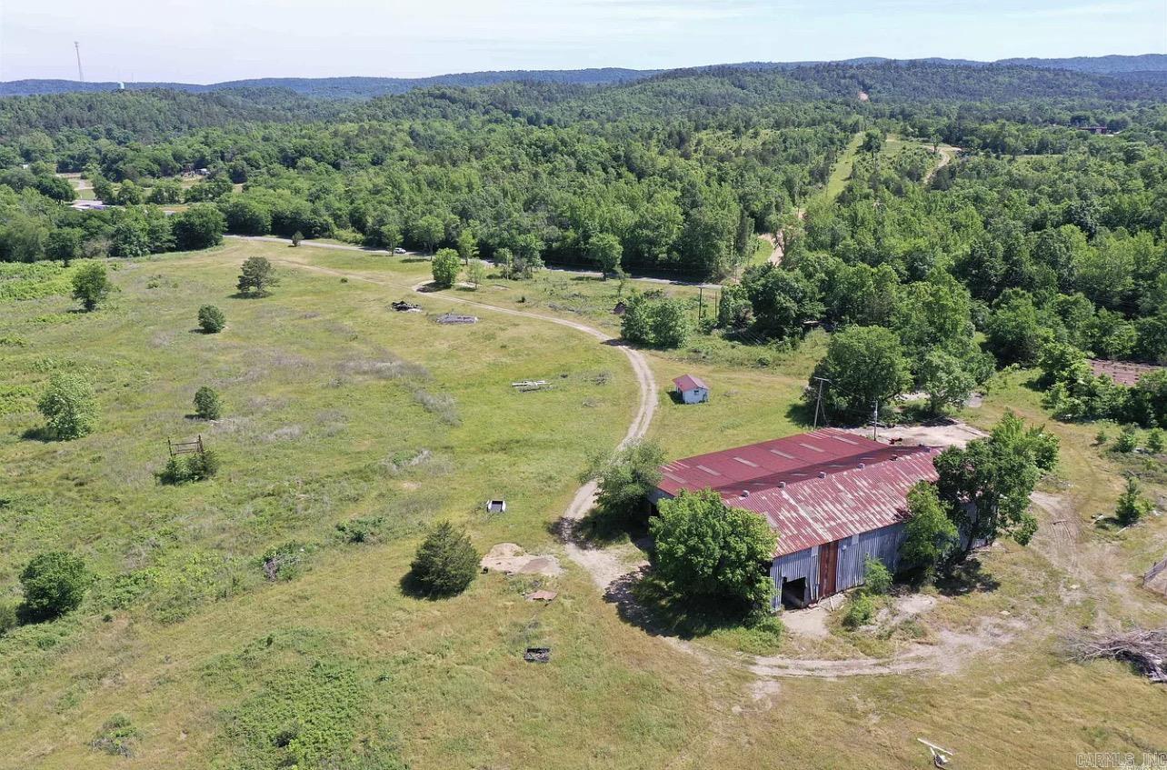 423  Village  Norman, AR