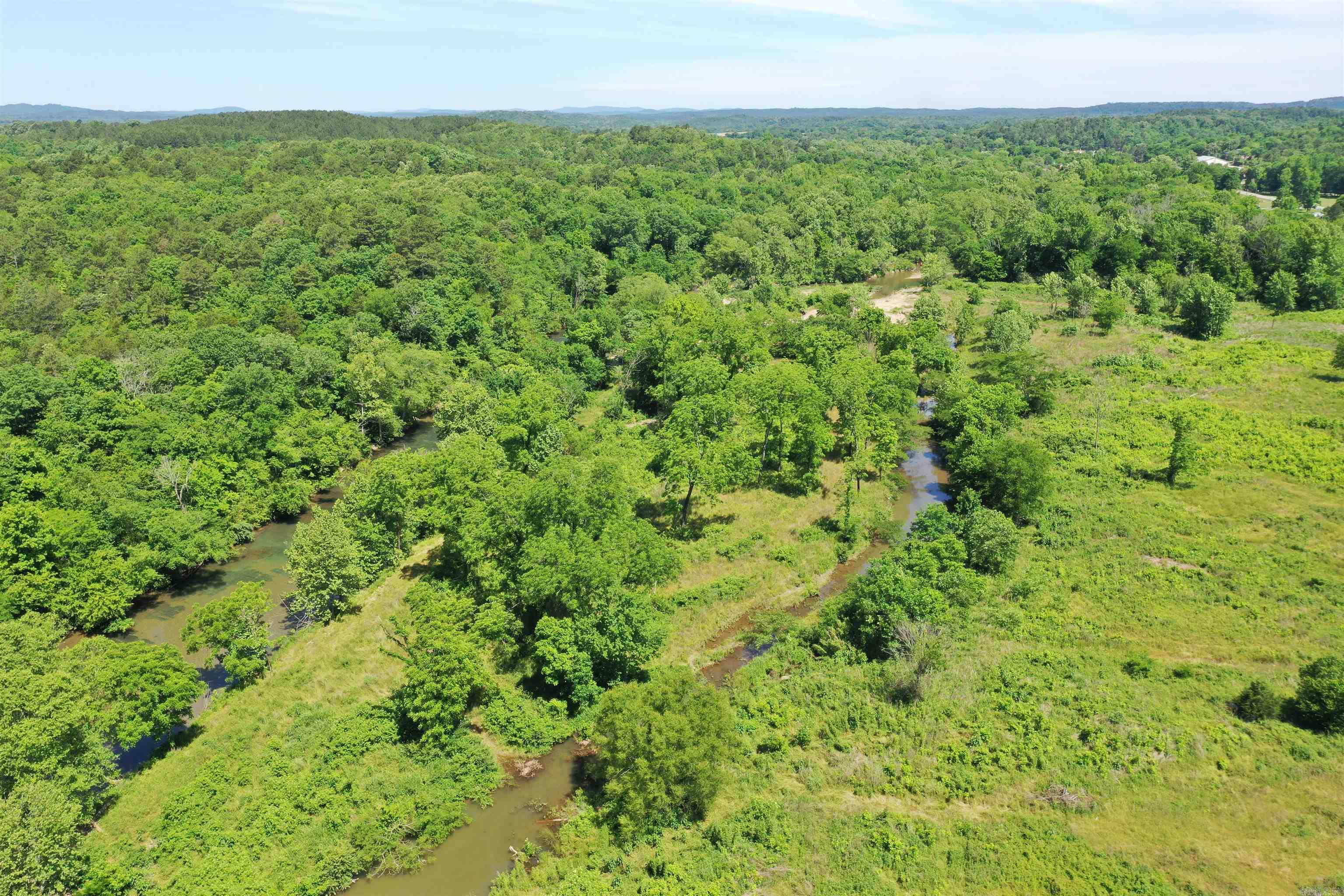 423  Village  Norman, AR