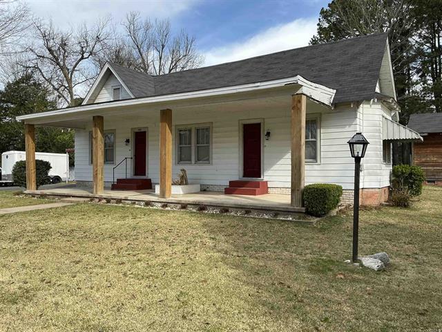 206 W High  Sheridan, AR