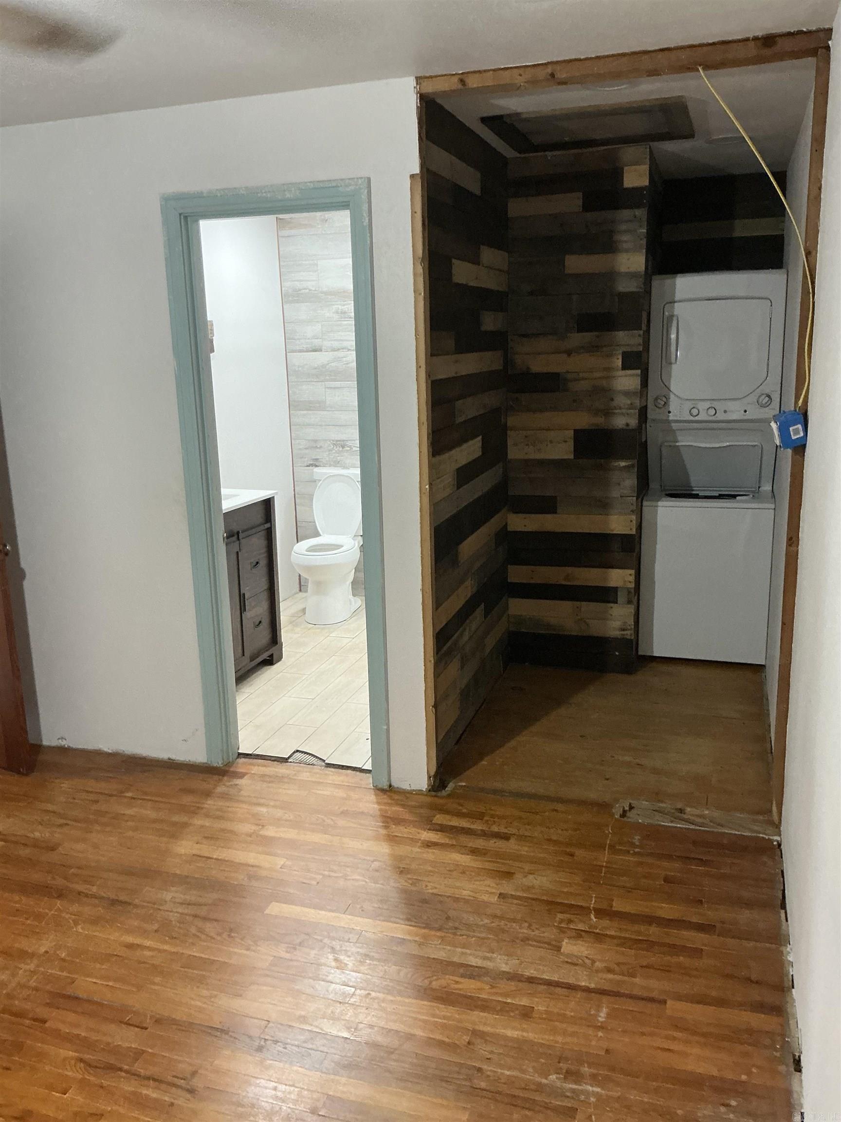 206 W High  Sheridan, AR