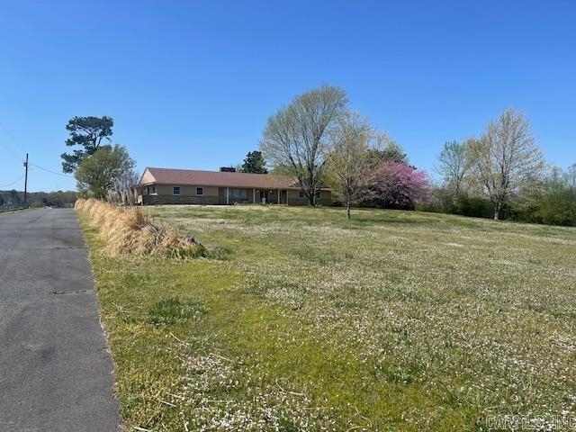 2595 Highway 71 N