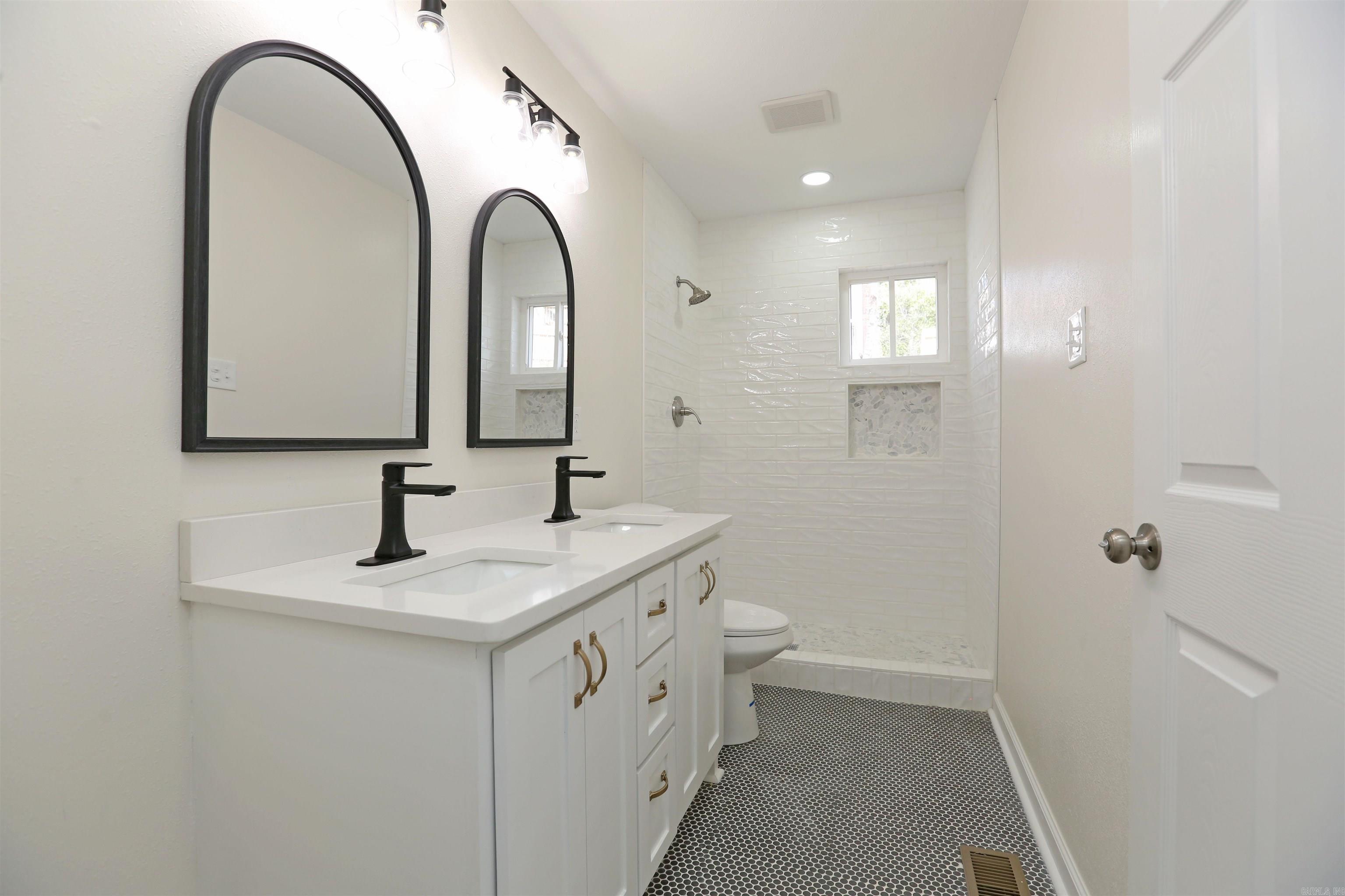1612  Pine Valley  Little Rock, AR