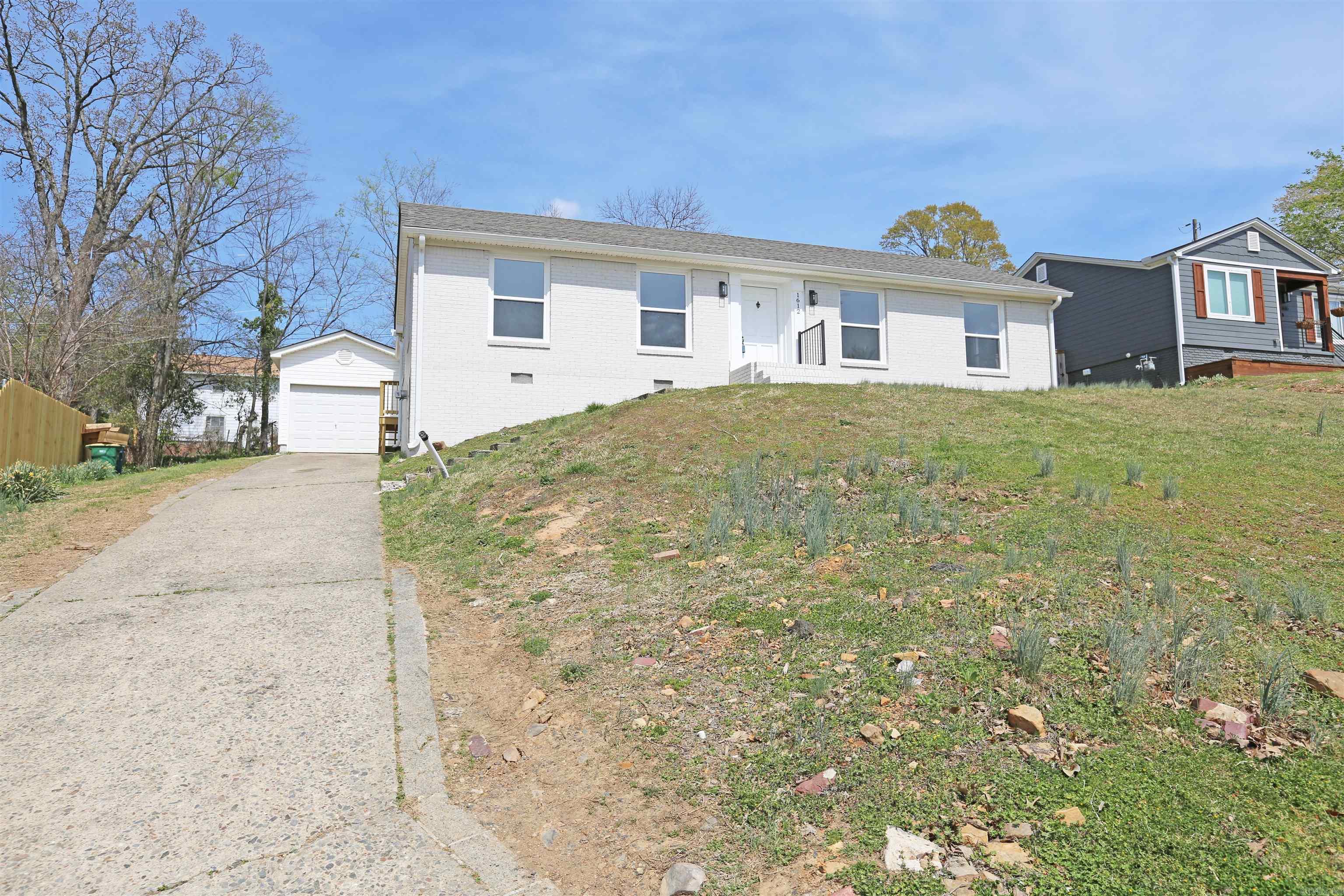 1612  Pine Valley  Little Rock, AR