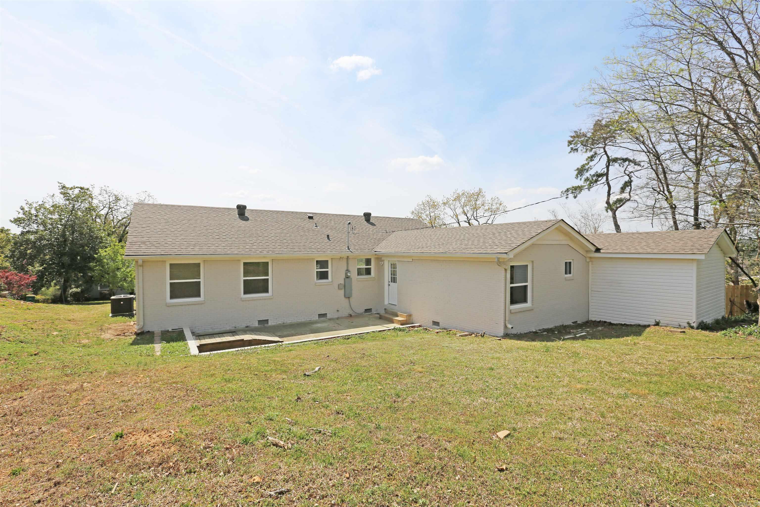 1612  Pine Valley  Little Rock, AR