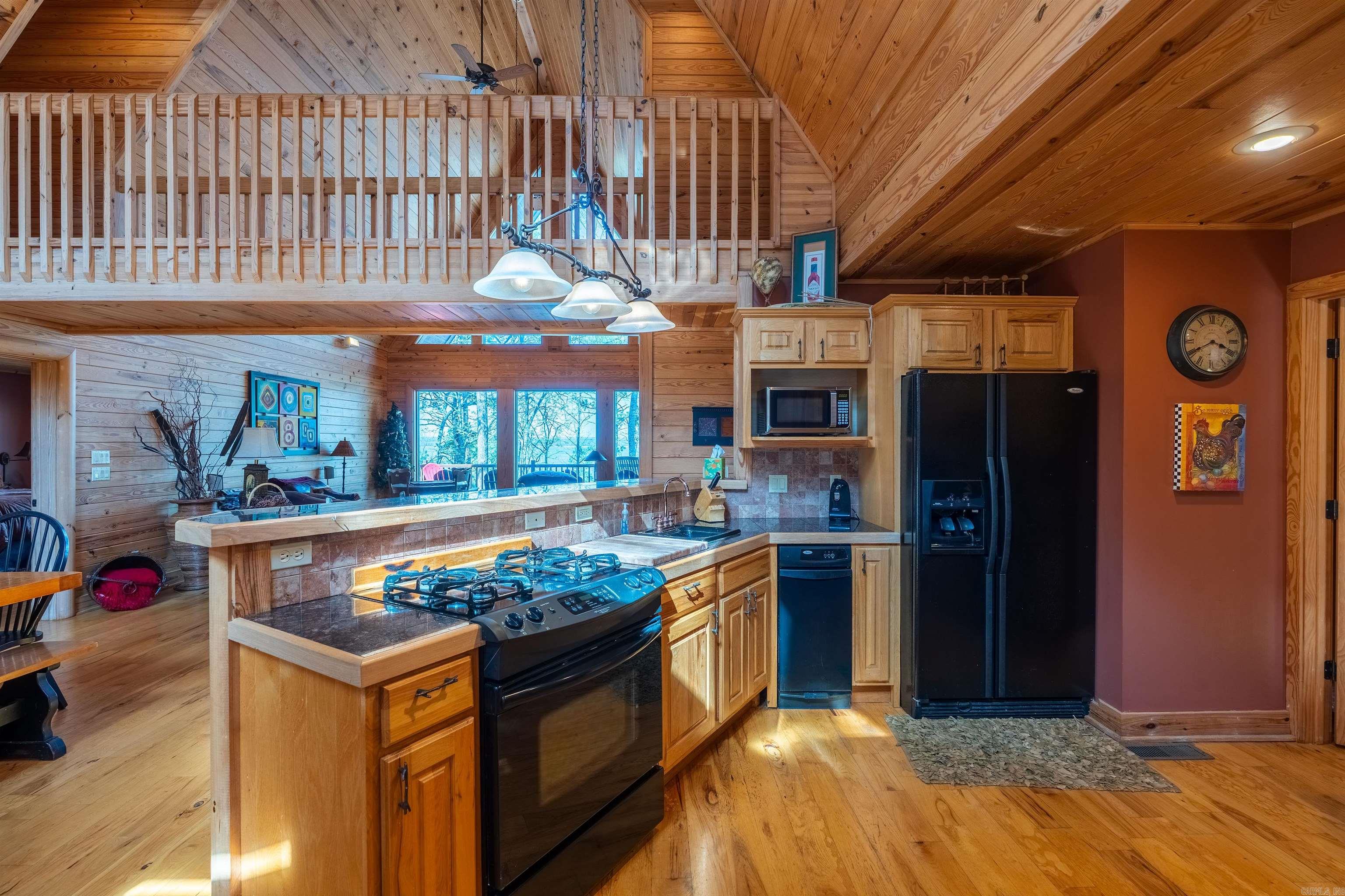 194  Lake Point Drive  Quitman, AR