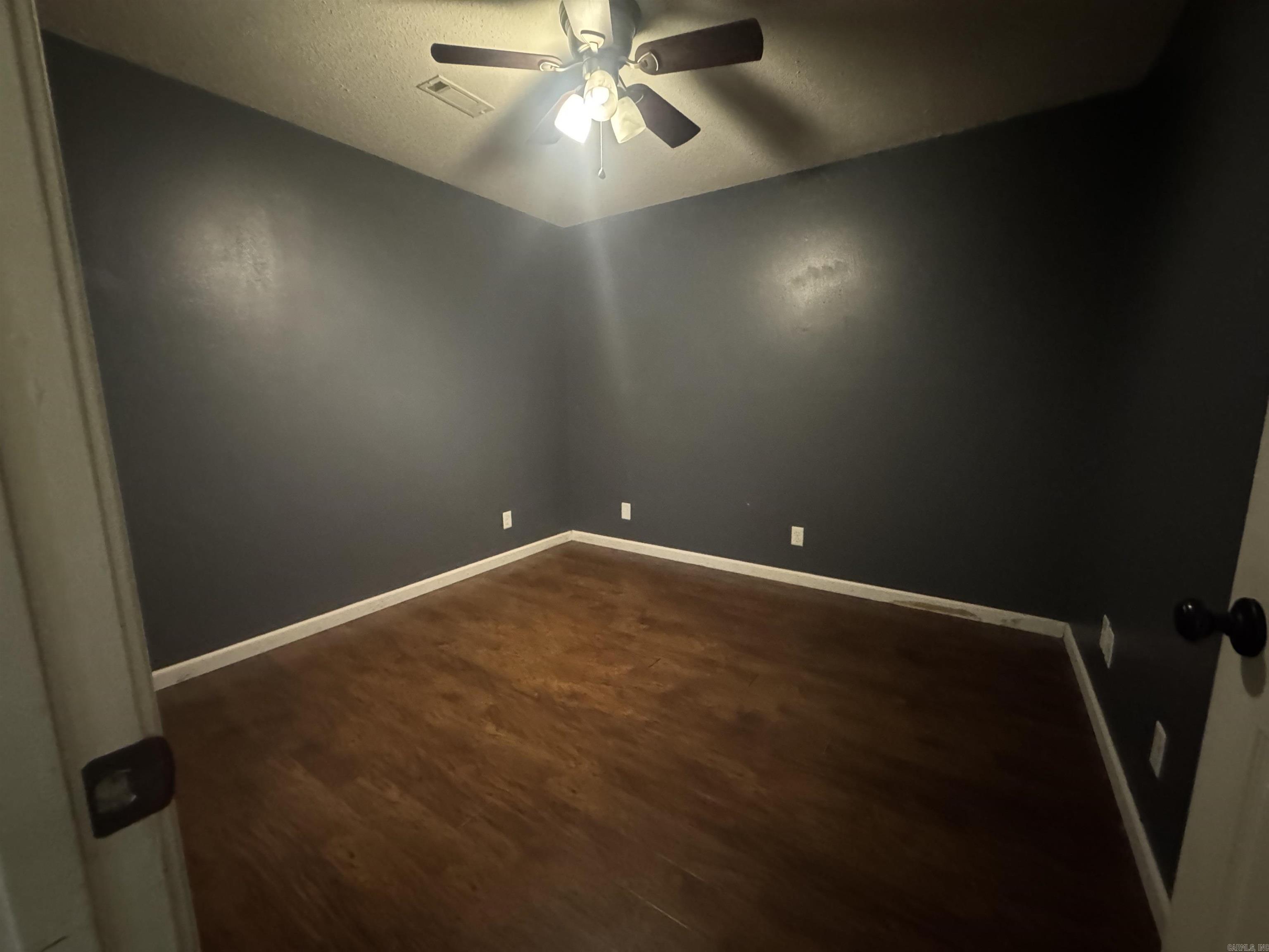 10 Cagle  Clarksville, AR