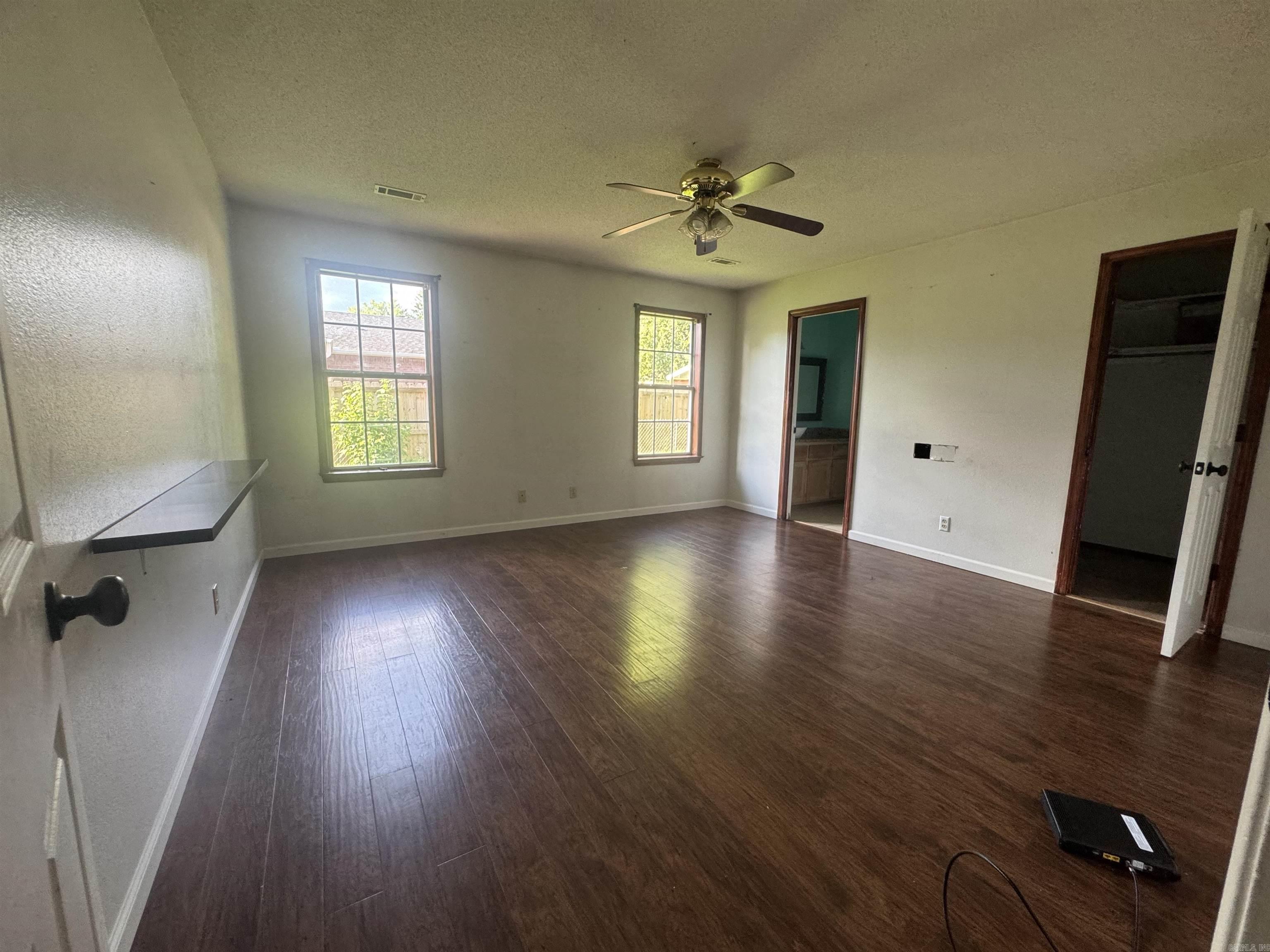 10 Cagle  Clarksville, AR