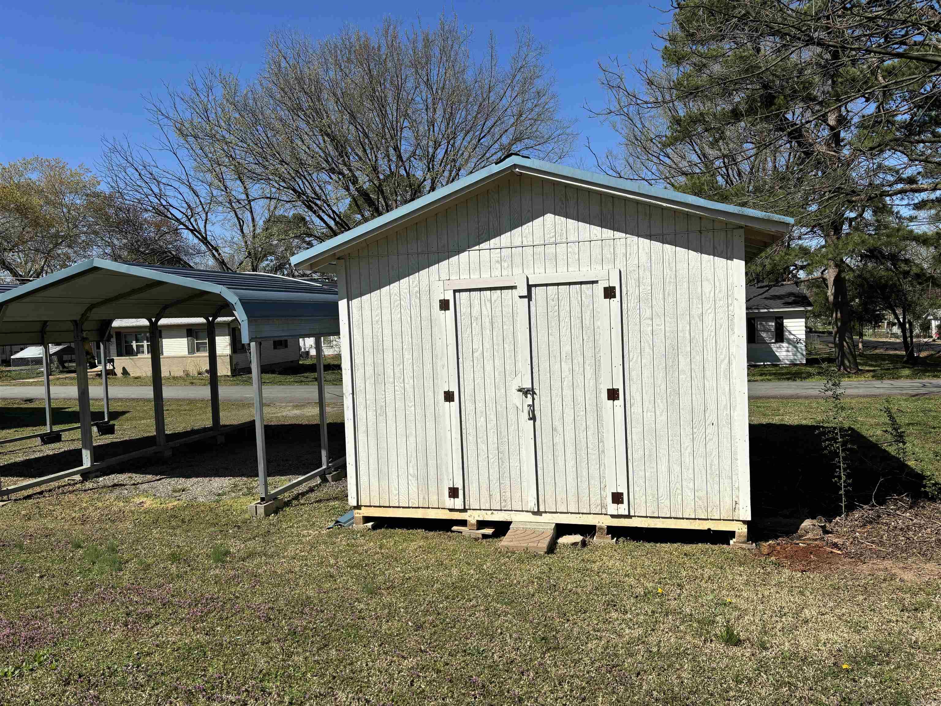 710 N Sowell  Searcy, AR