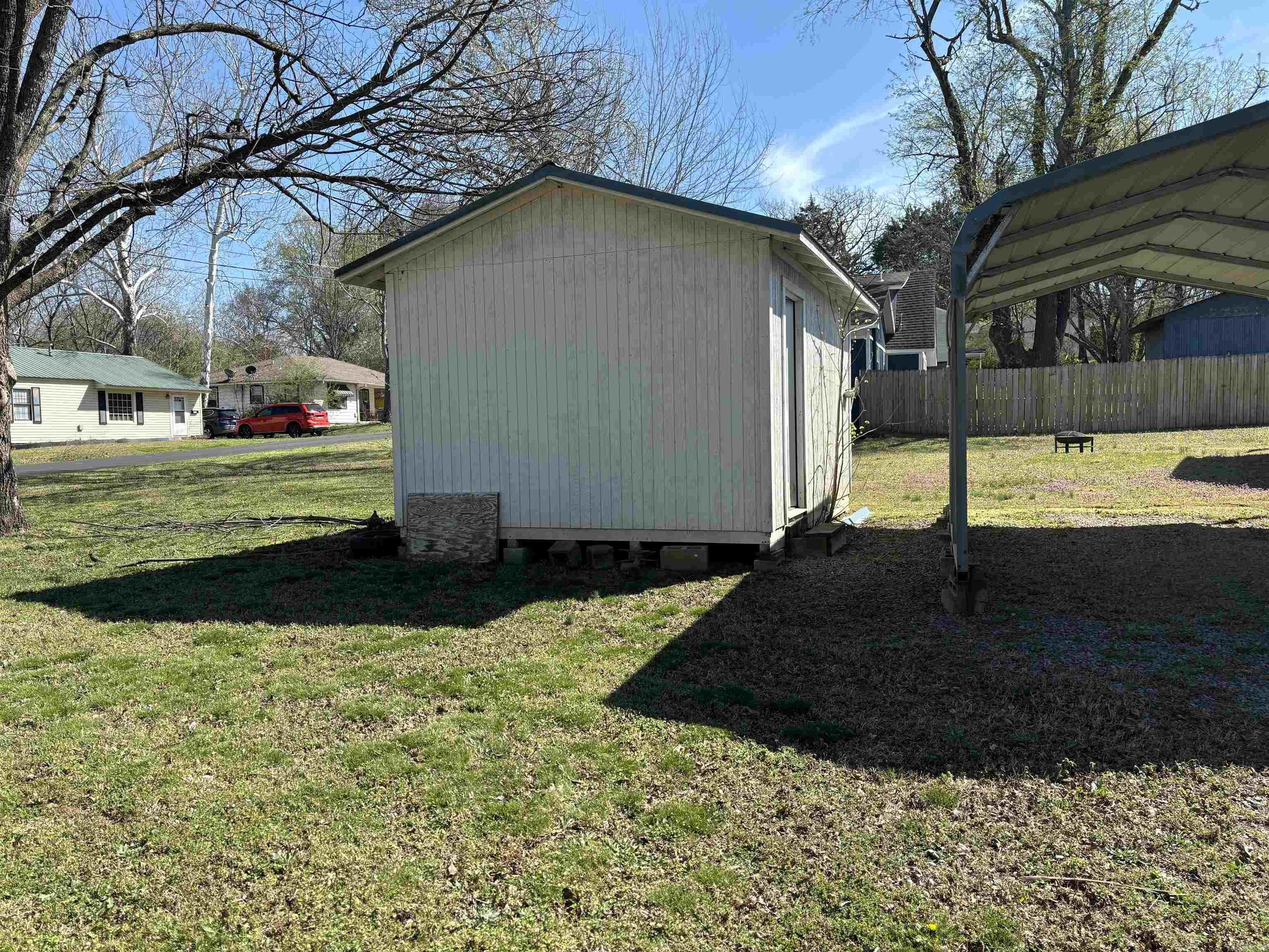 710 N Sowell  Searcy, AR