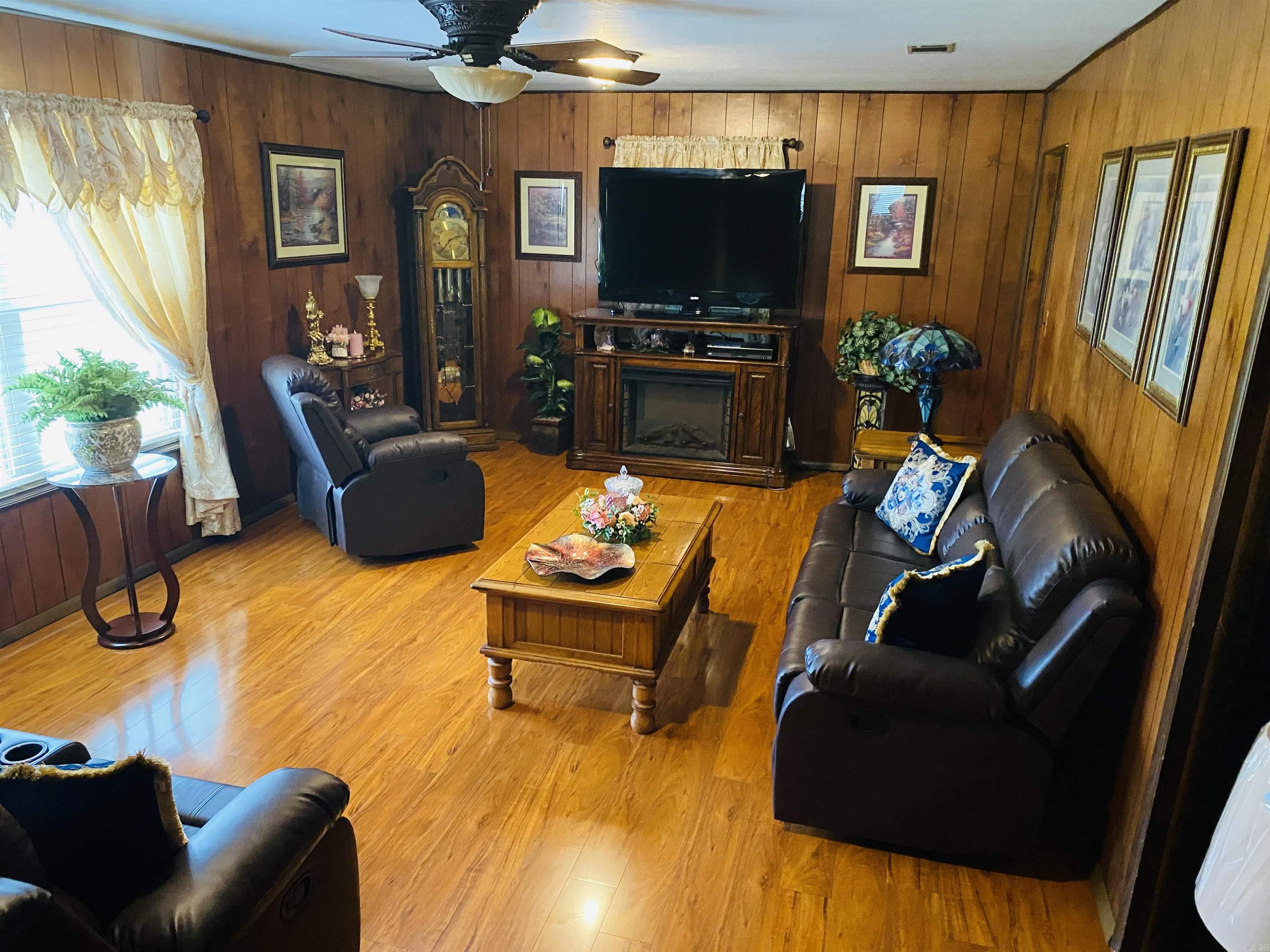 164  Polk Road 714  Mena, AR