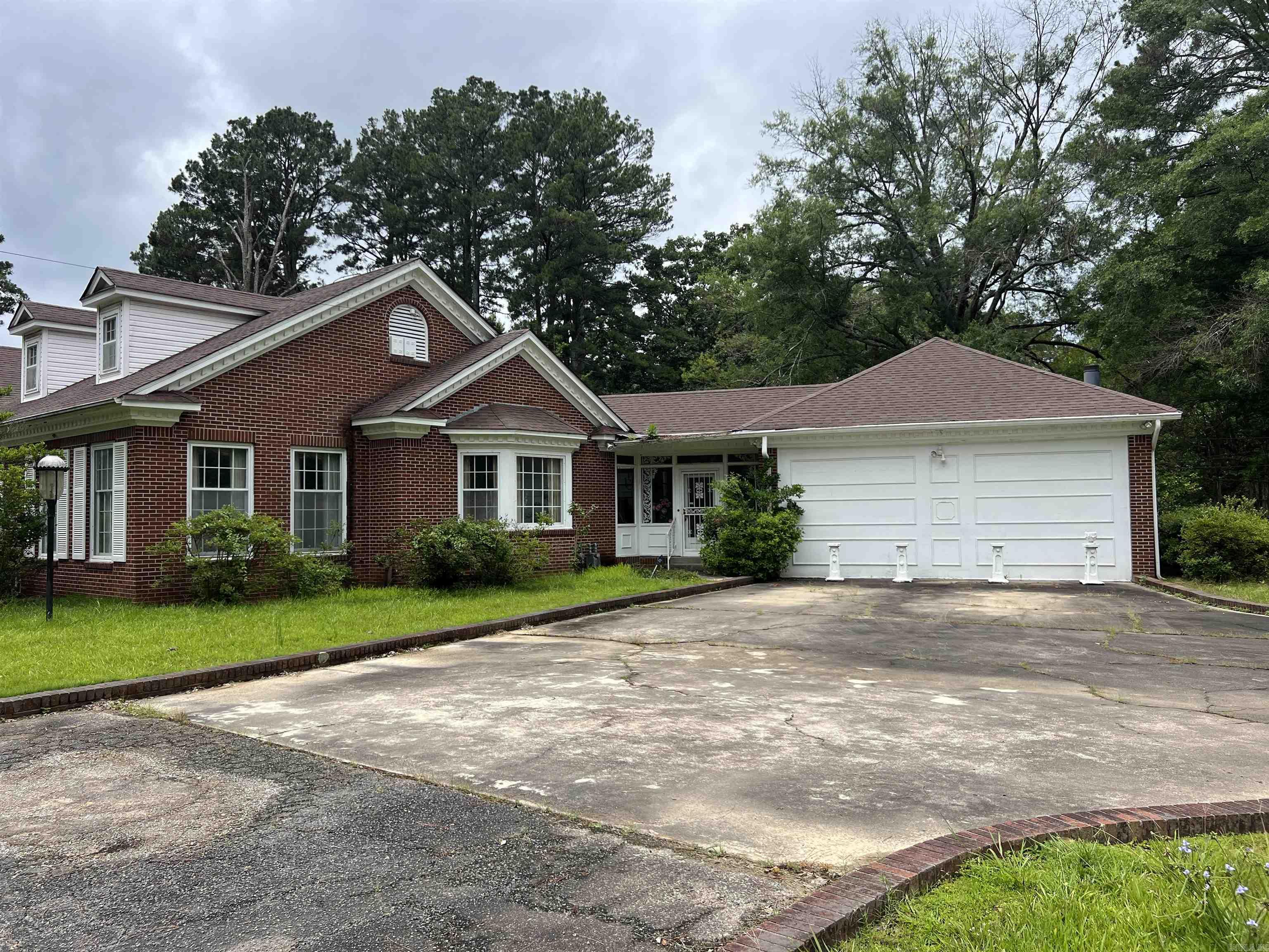 3700 S Olive  Pine Bluff, AR