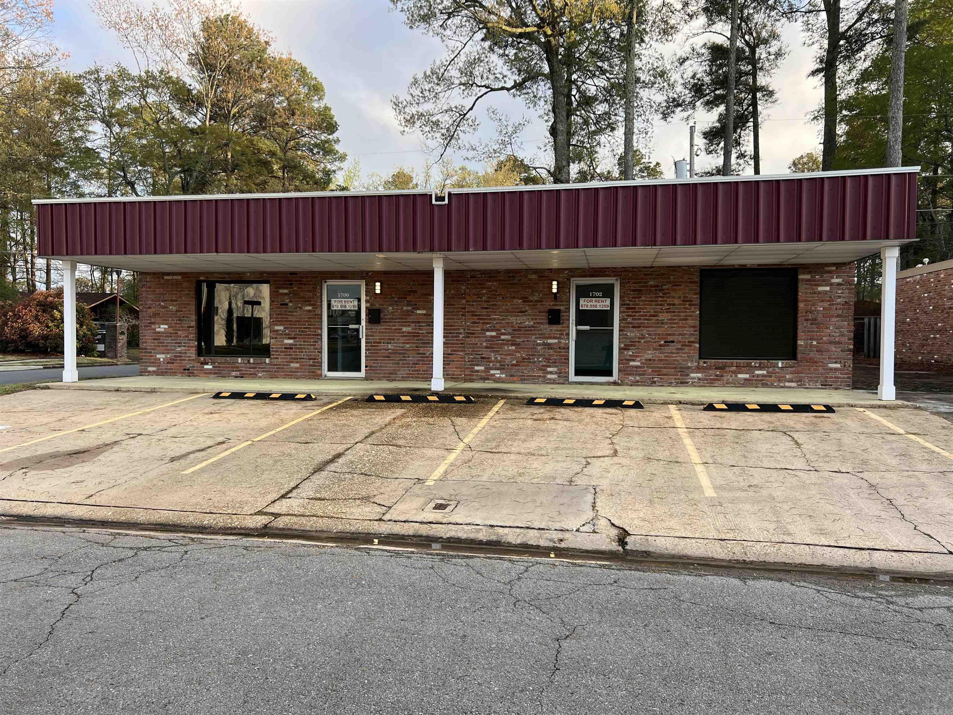 1700-1702  Doctors Drive  Pine Bluff, AR