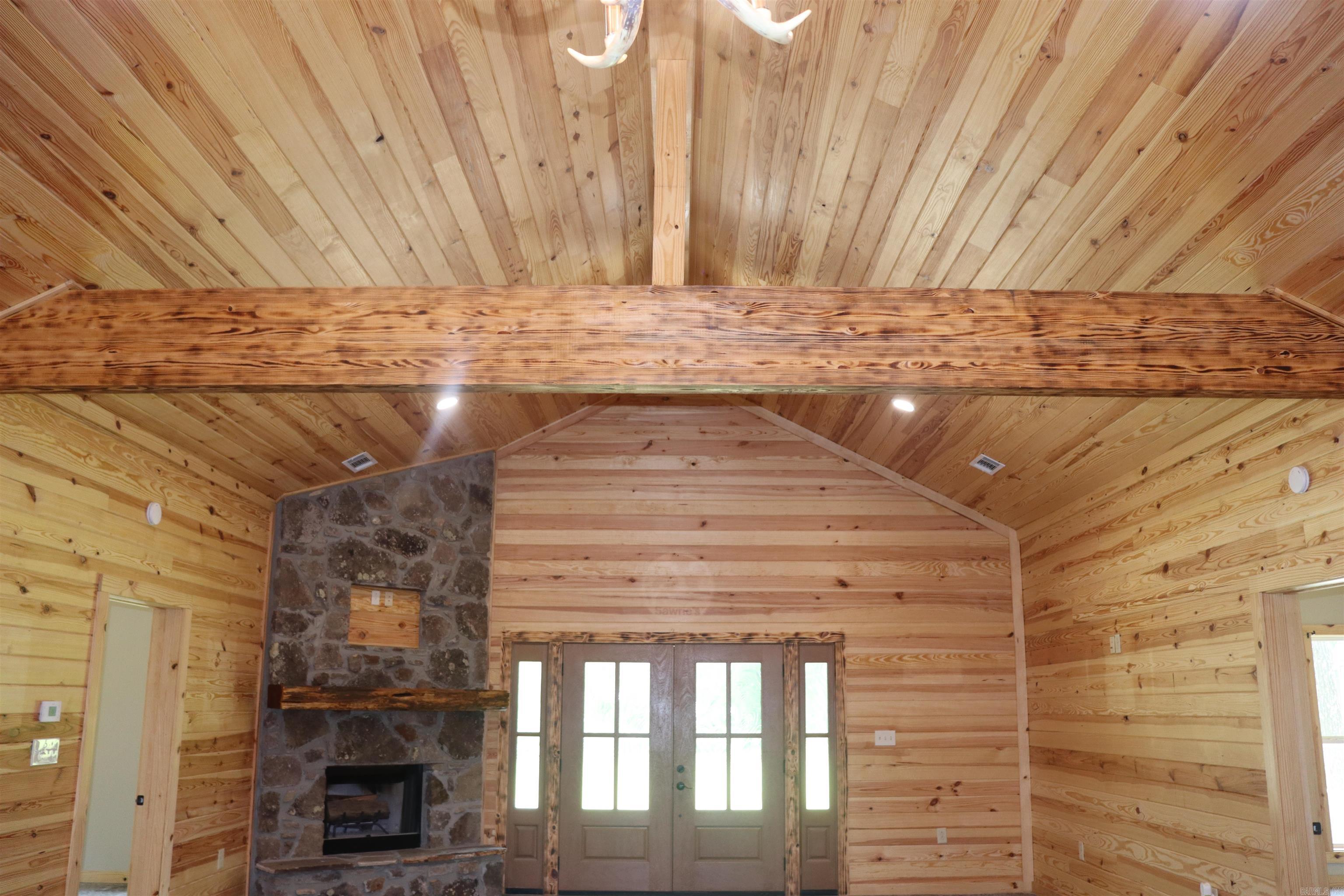 426 Bondair Road  Greers Ferry, AR