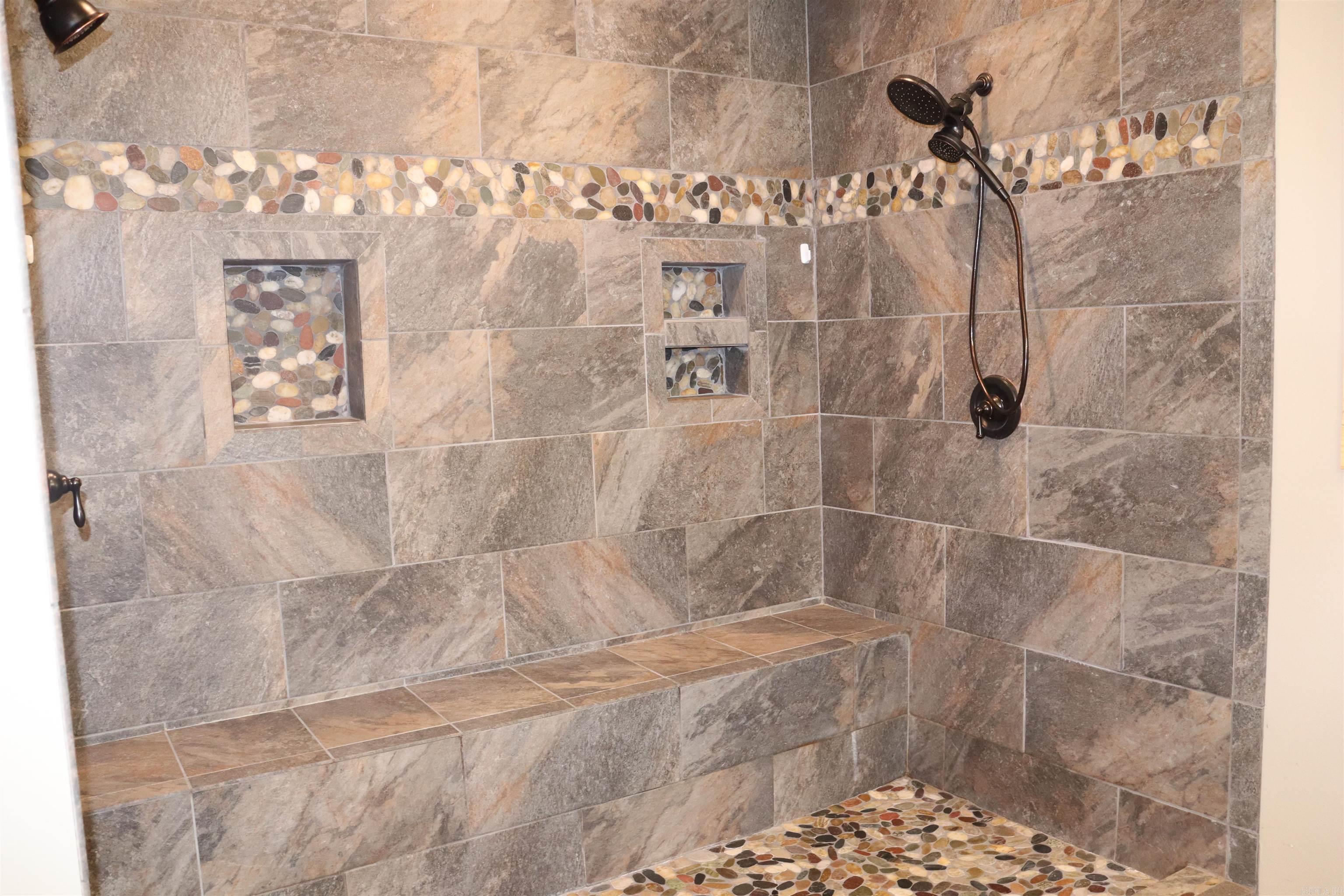 426 Bondair Road  Greers Ferry, AR