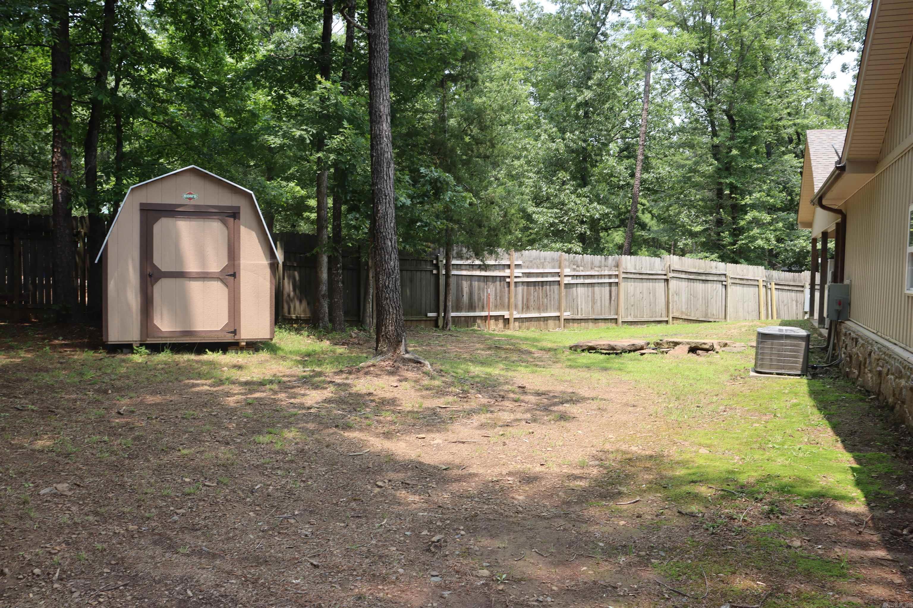 426 Bondair Road  Greers Ferry, AR