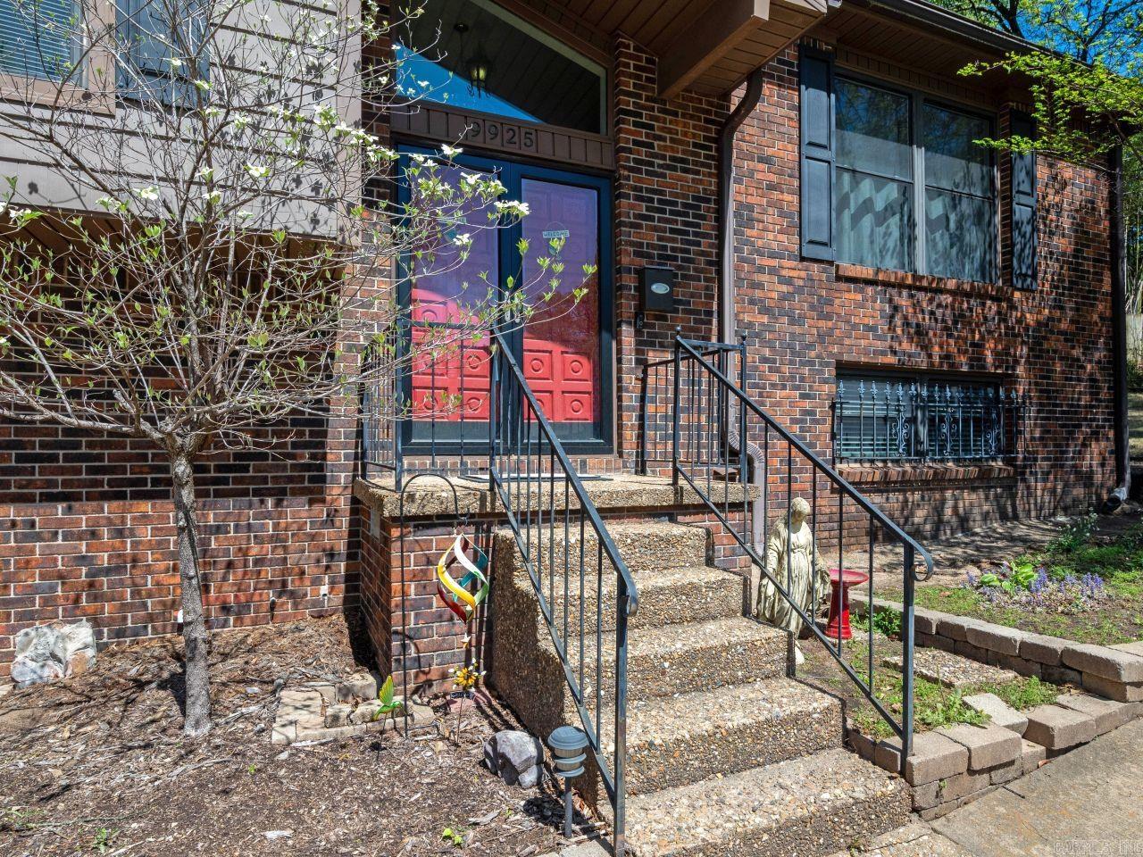 9925  Echo Valley Ct  Little Rock, AR