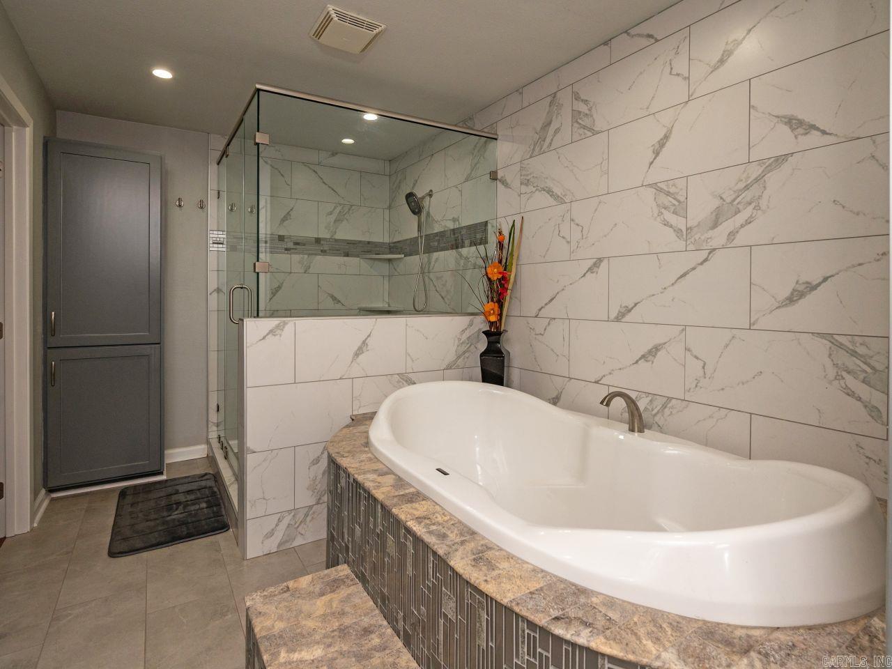 9925  Echo Valley Ct  Little Rock, AR