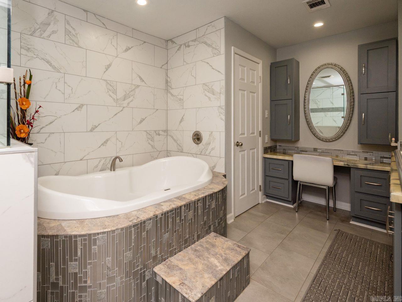 9925  Echo Valley Ct  Little Rock, AR