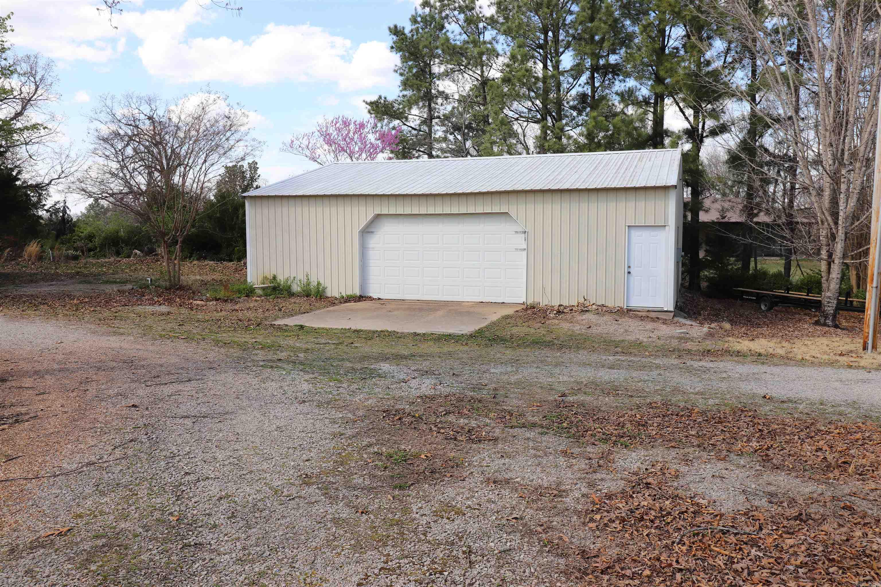418  CR 804  Gamaliel, AR