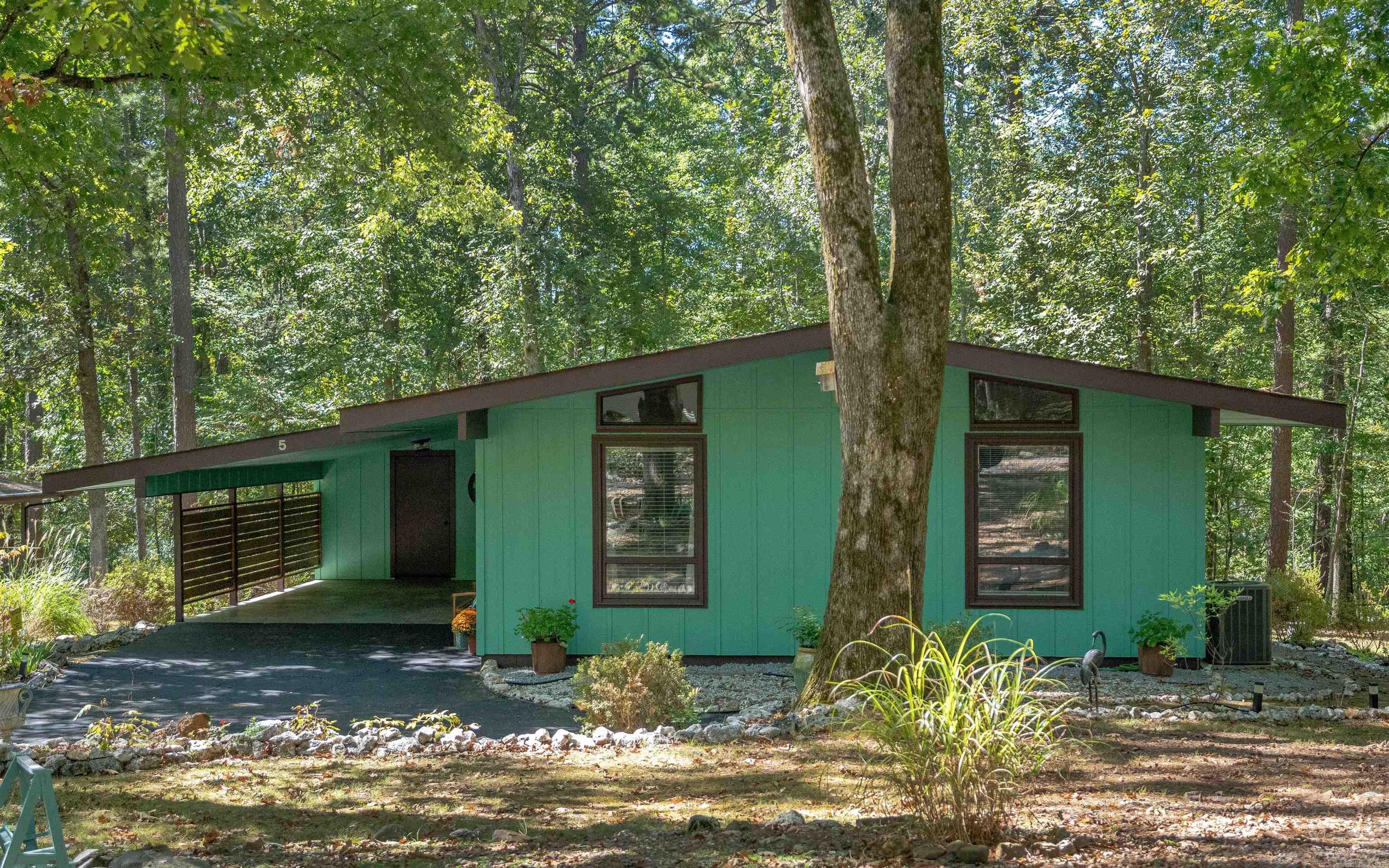 5  Valls  Hot Springs, AR