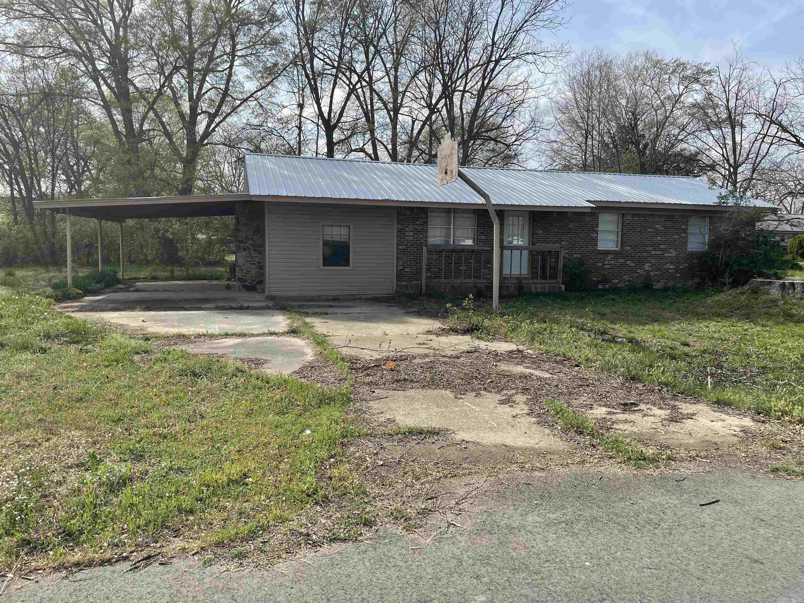 105 N Birch  Poyen, AR