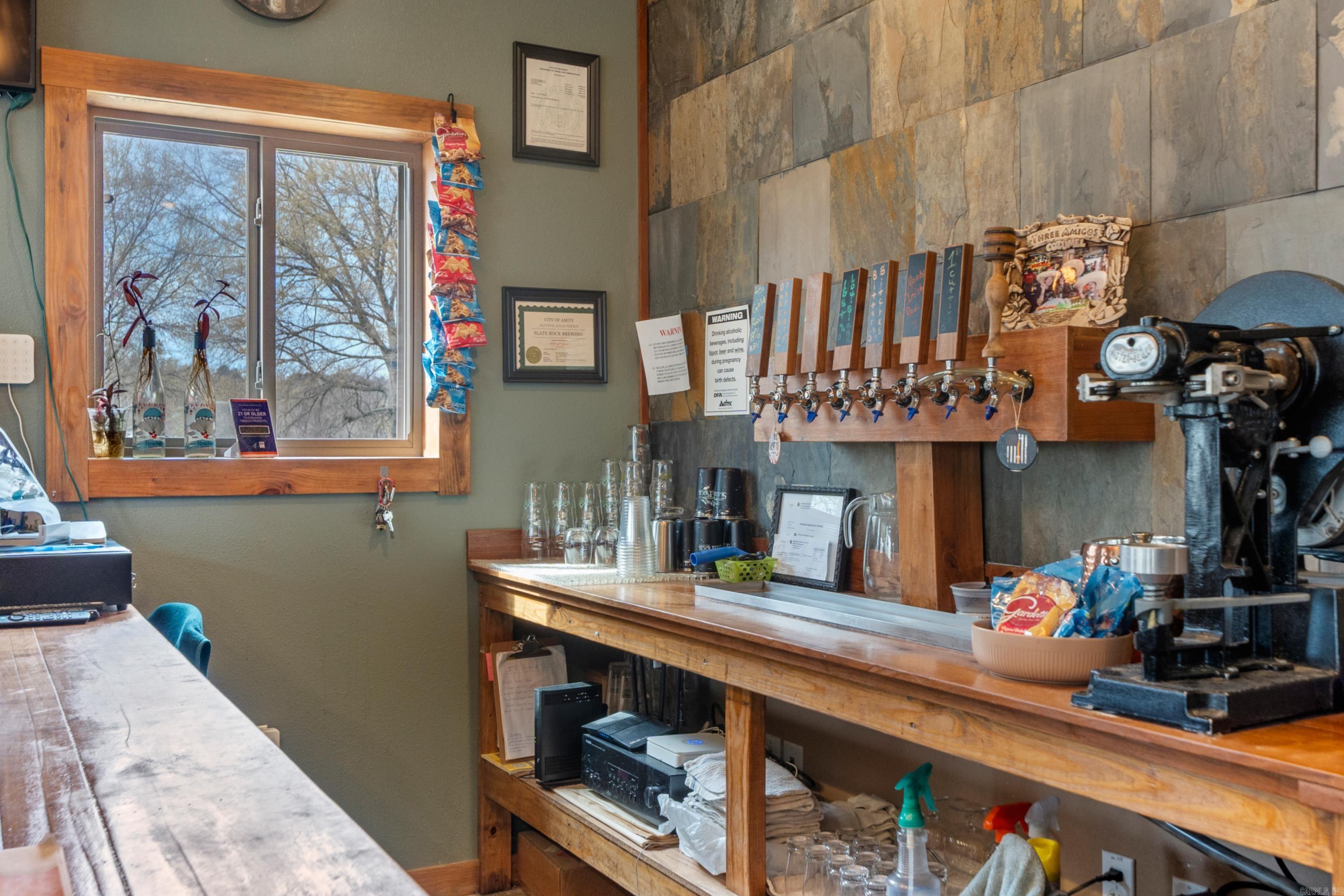 113 S Main  Amity, AR