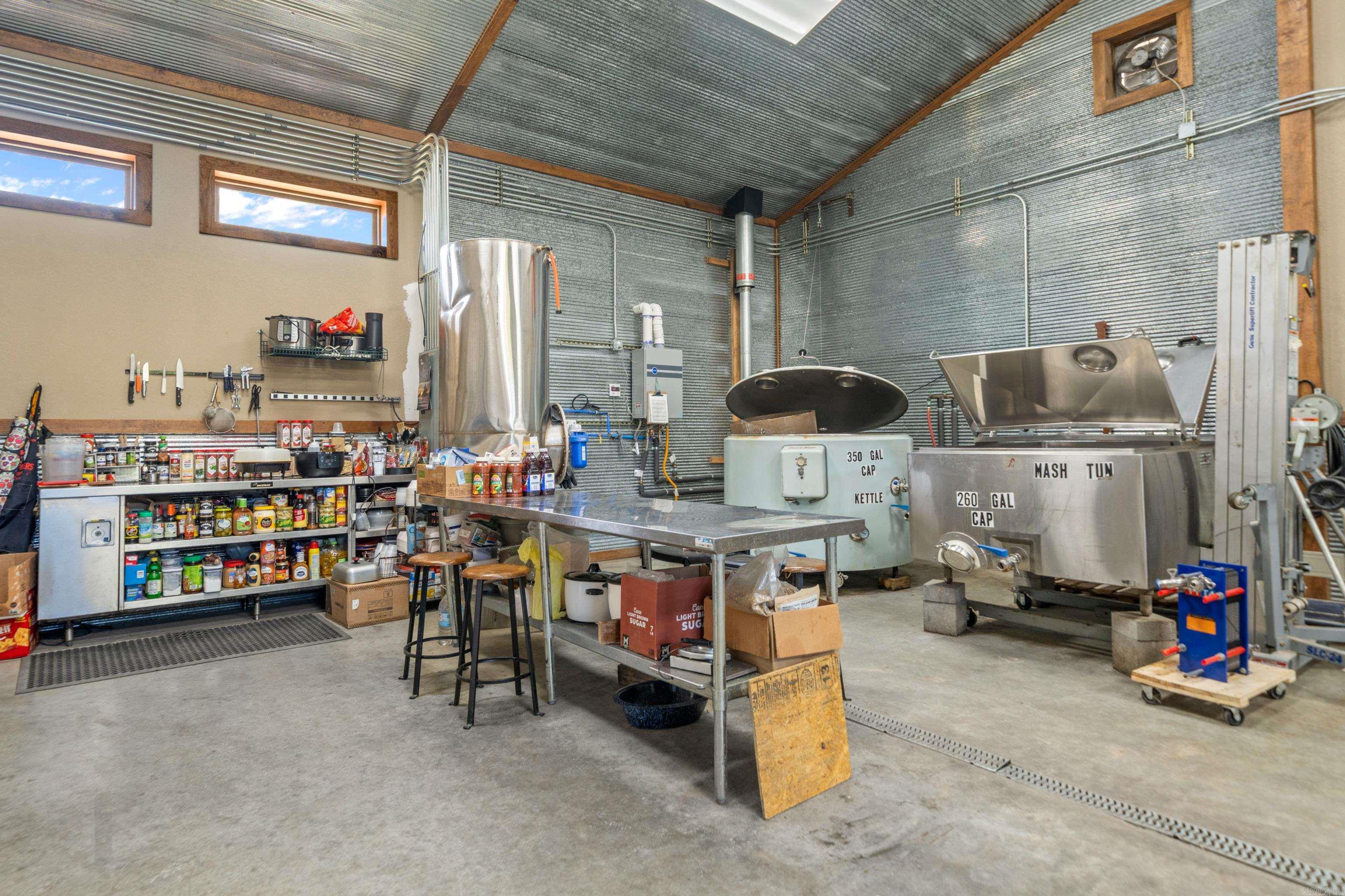 113 S Main  Amity, AR