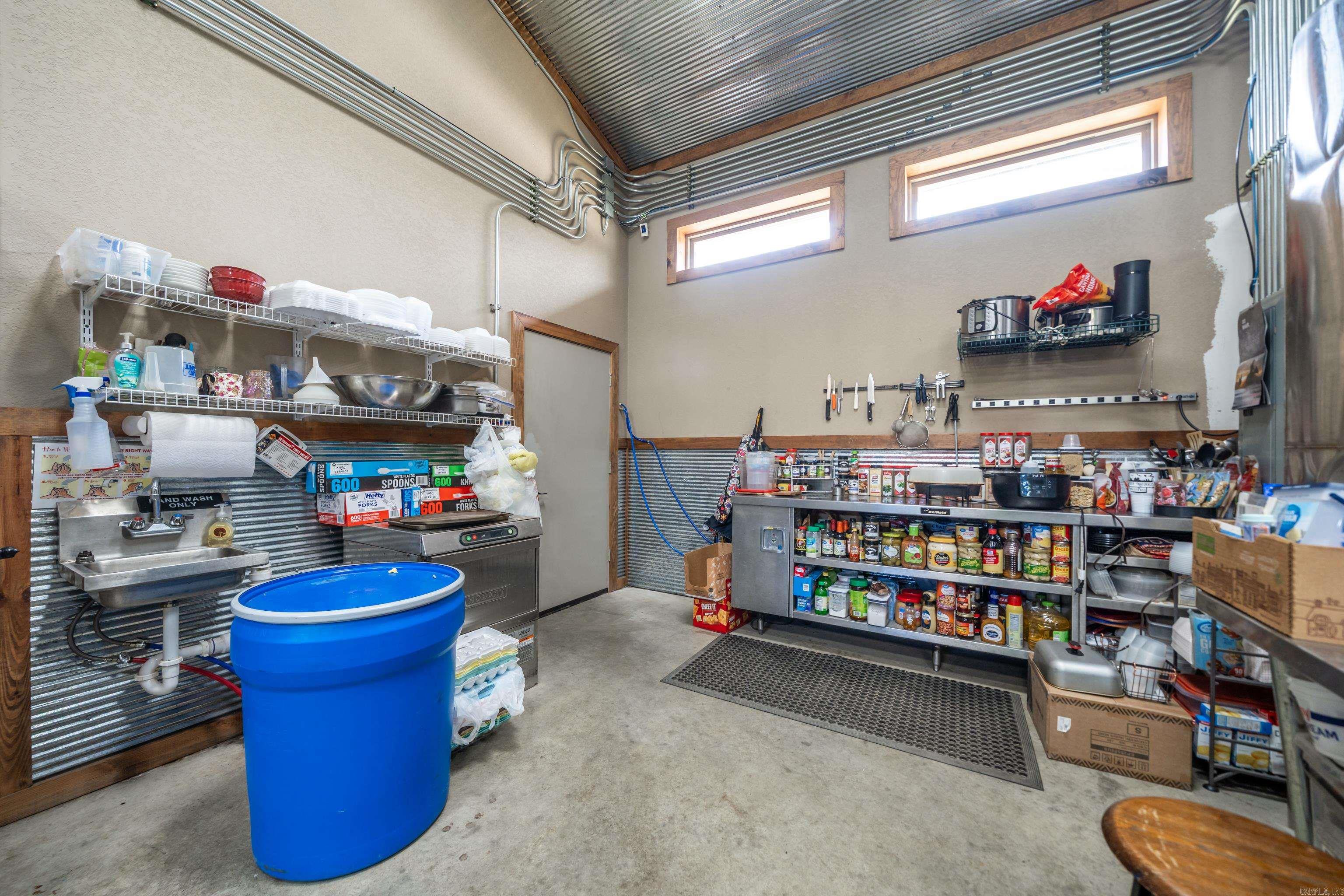 113 S Main  Amity, AR