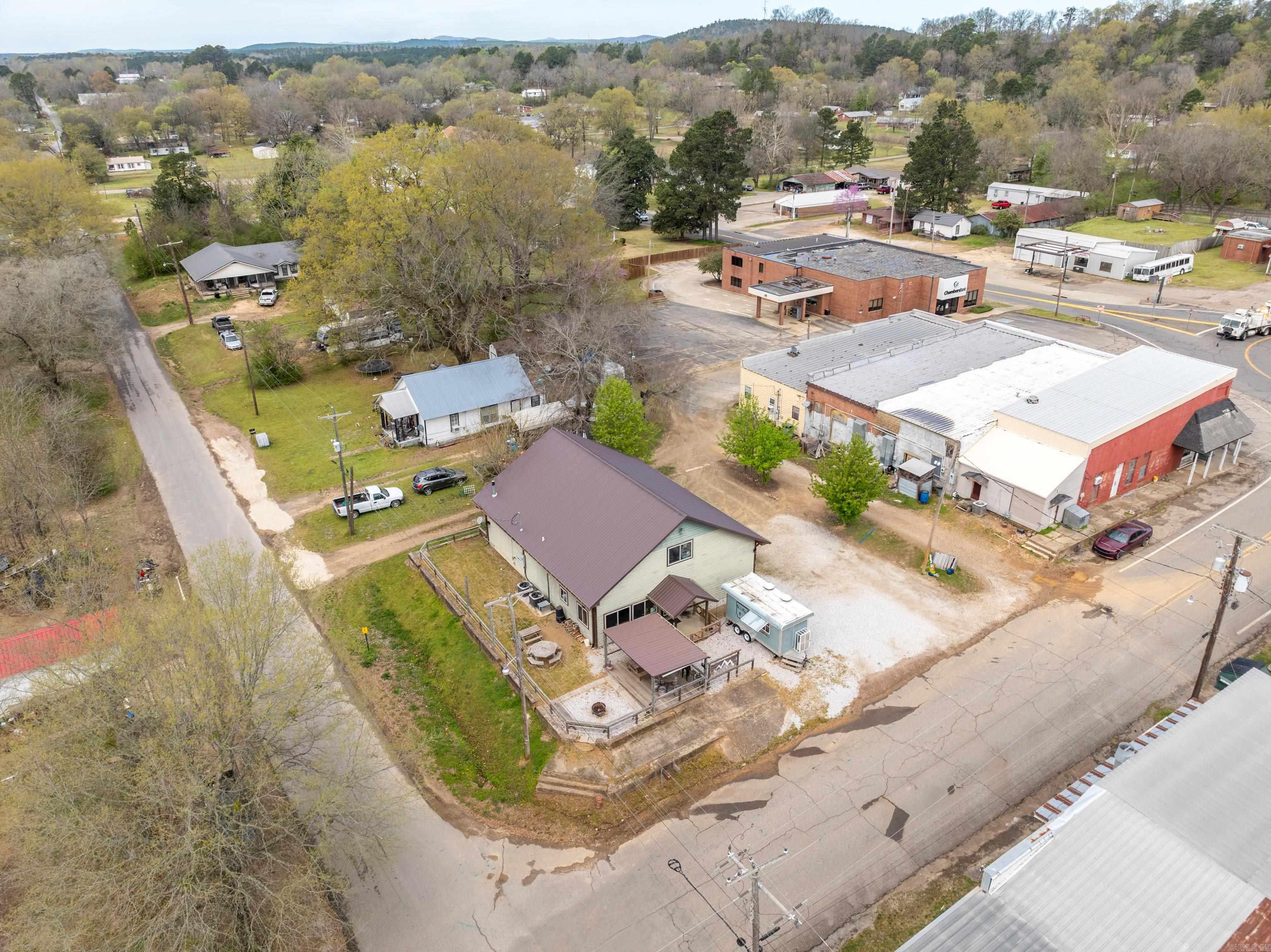 113 S Main  Amity, AR