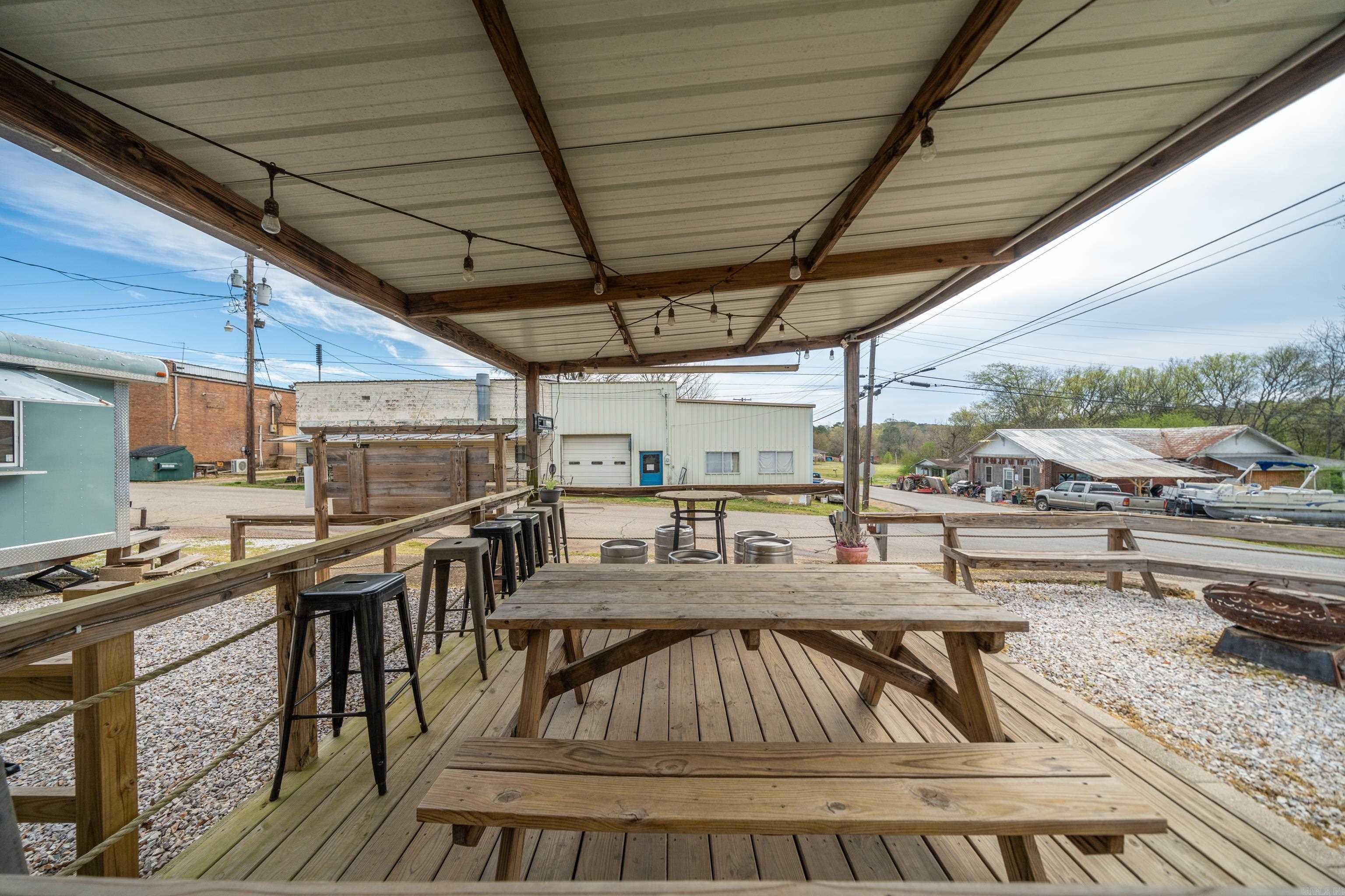 113 S Main  Amity, AR