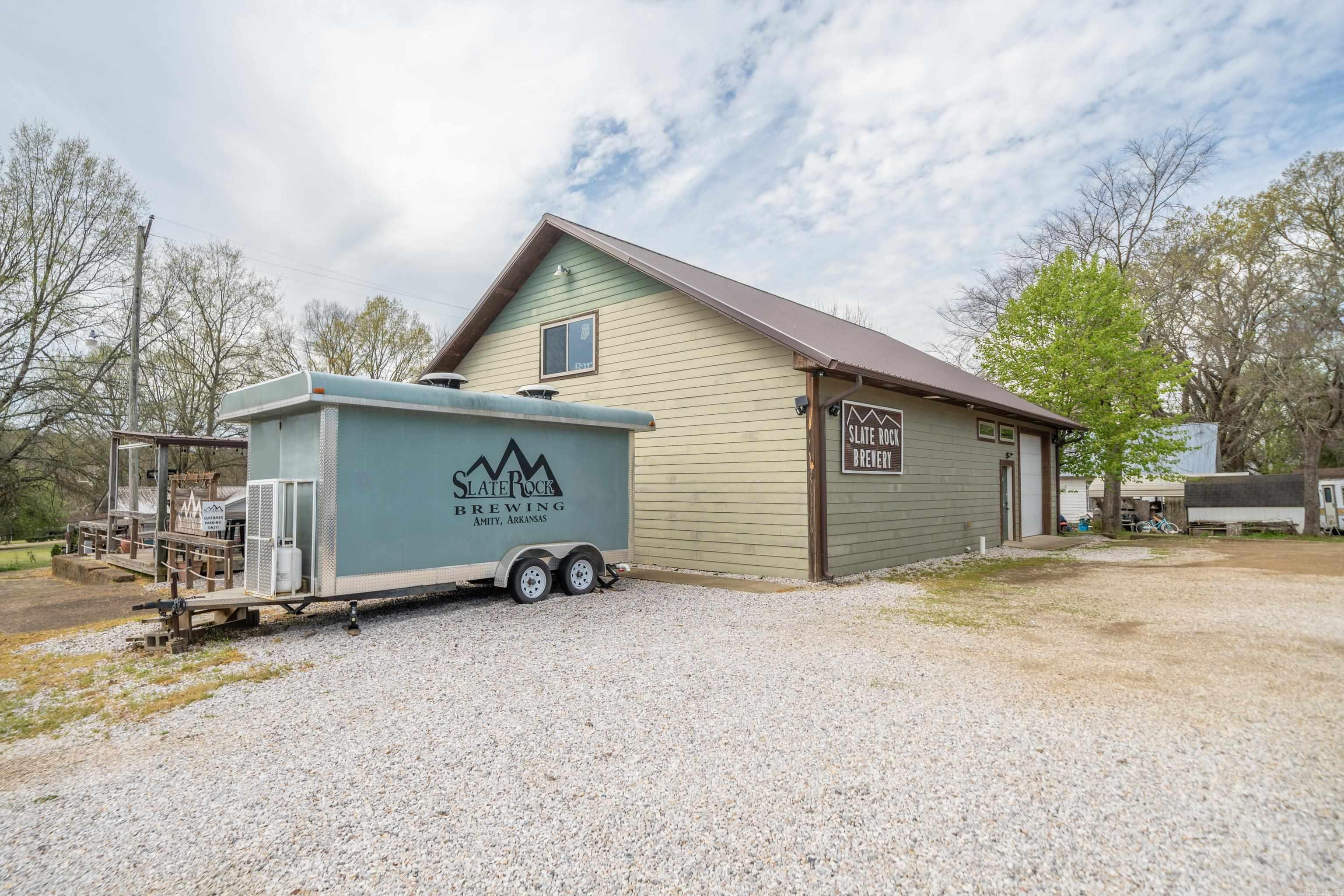 113 S Main  Amity, AR