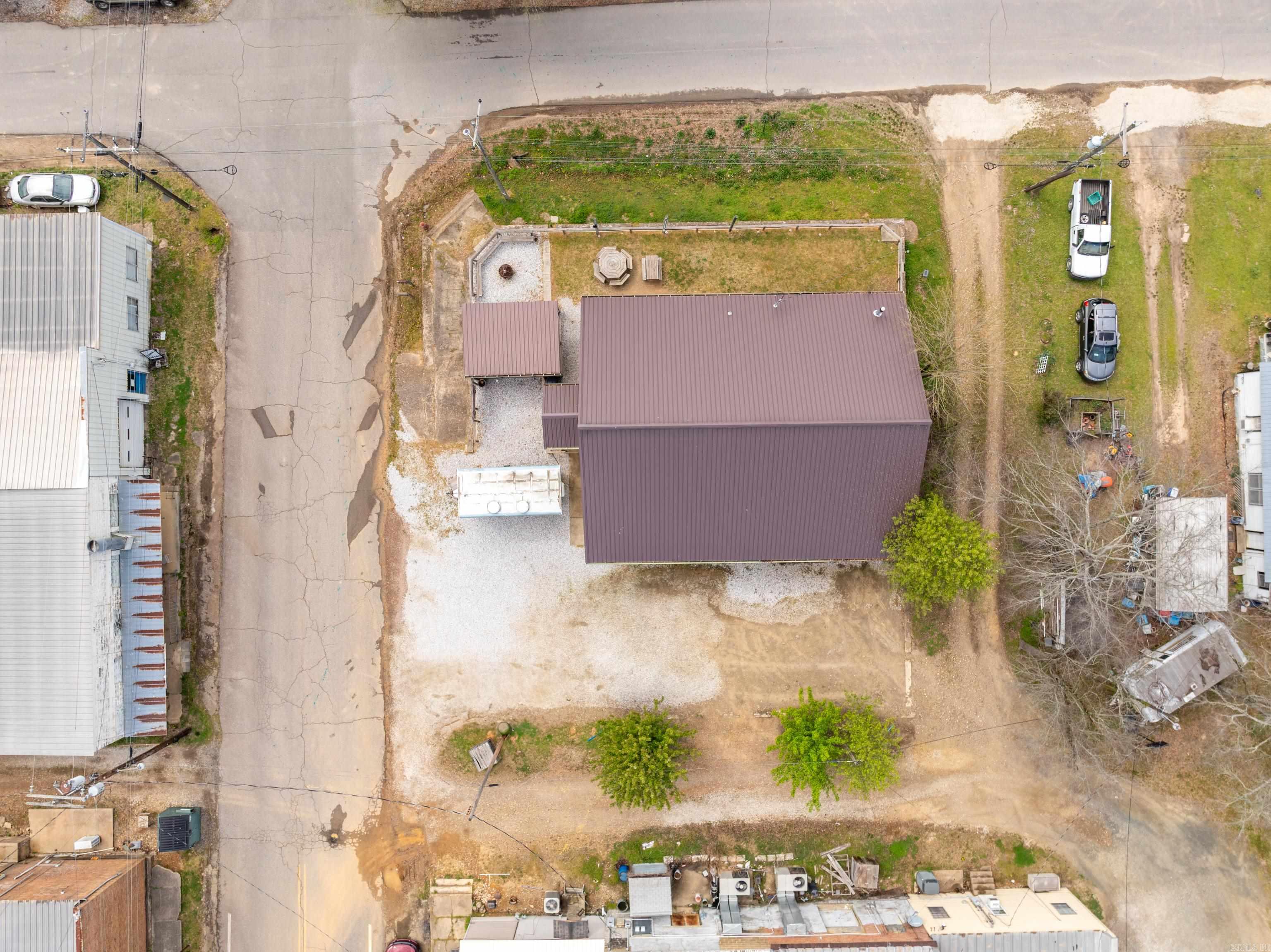 113 S Main  Amity, AR